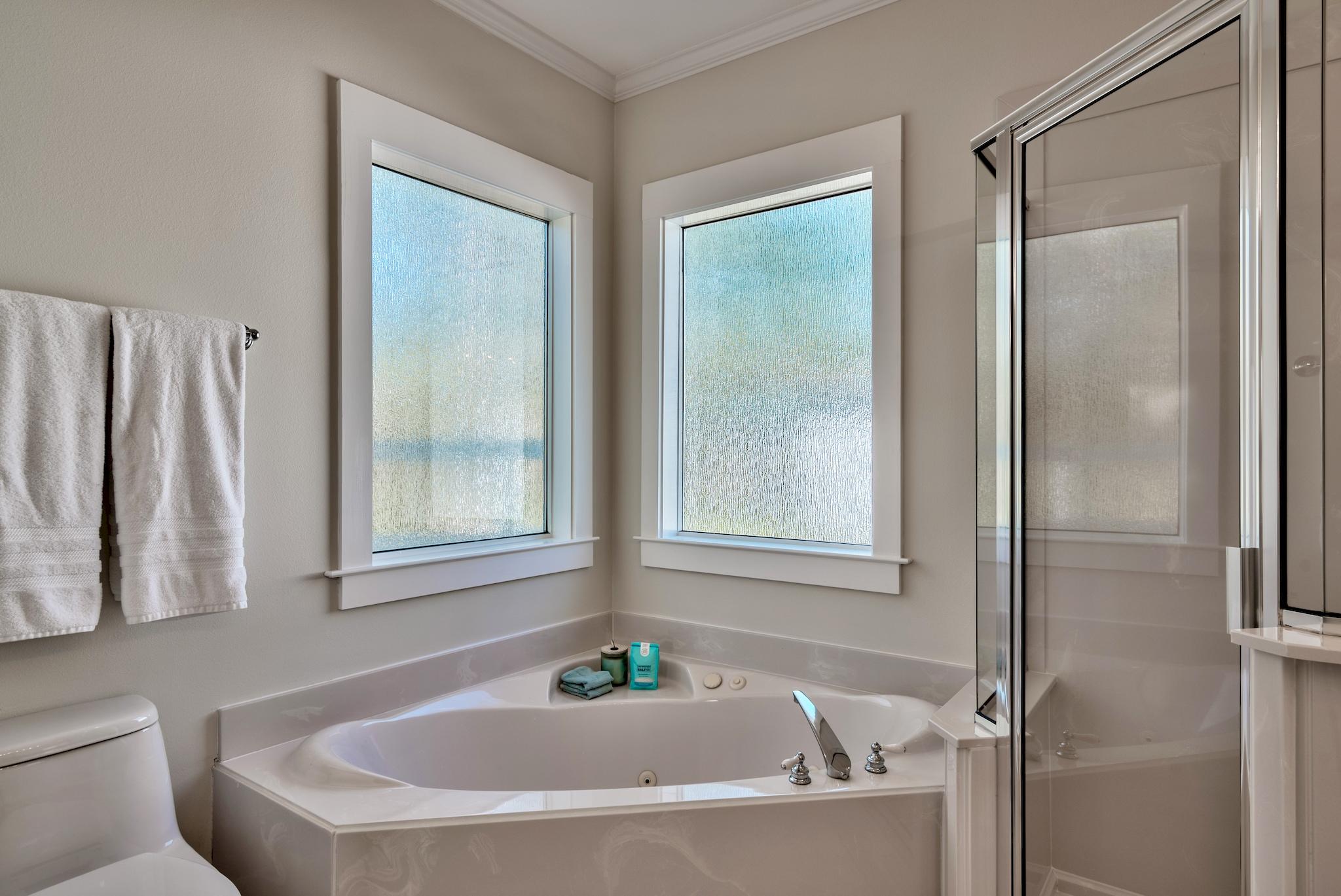 GROVE BY THE SEA - Residential