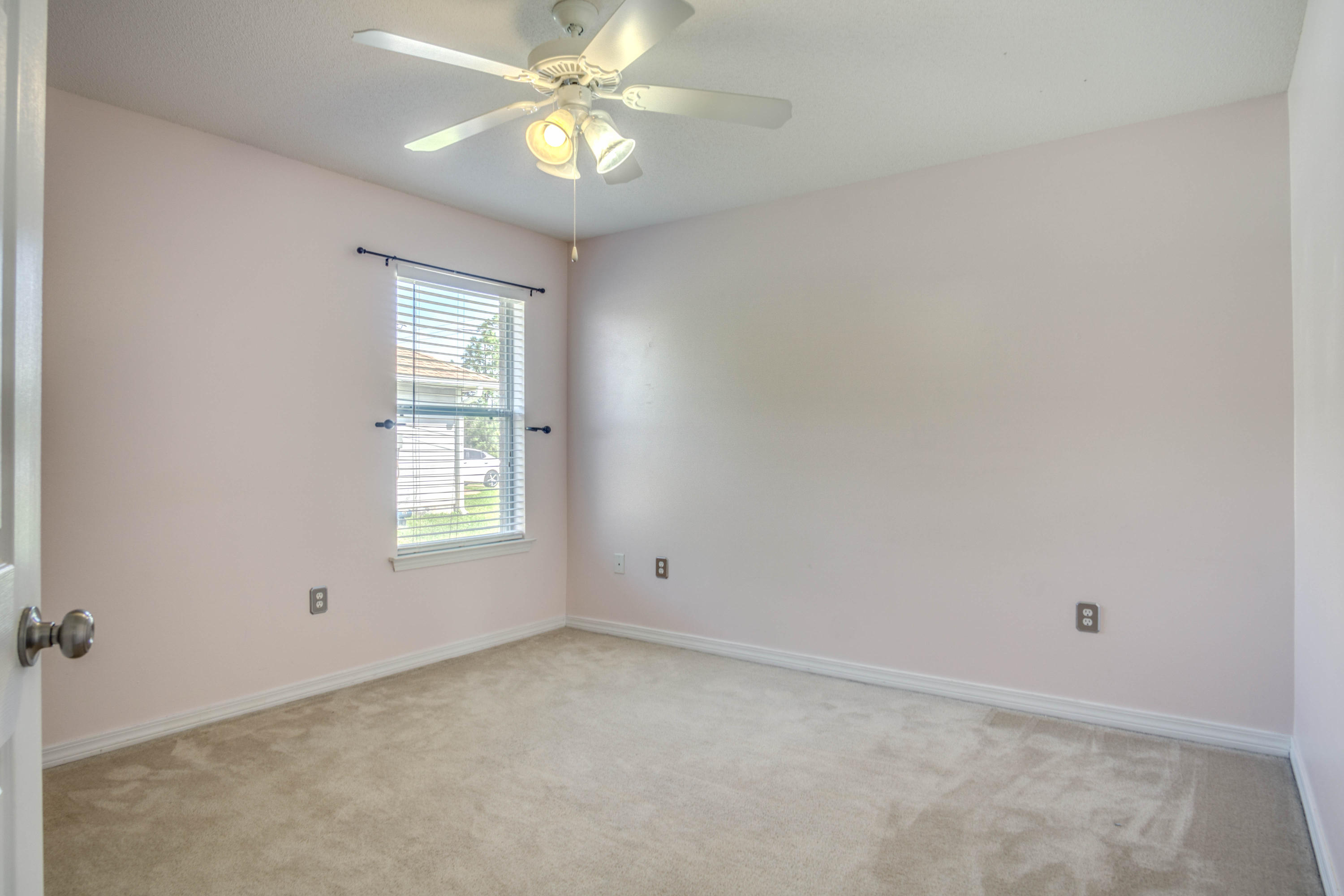 ROSS CROSSING - Residential