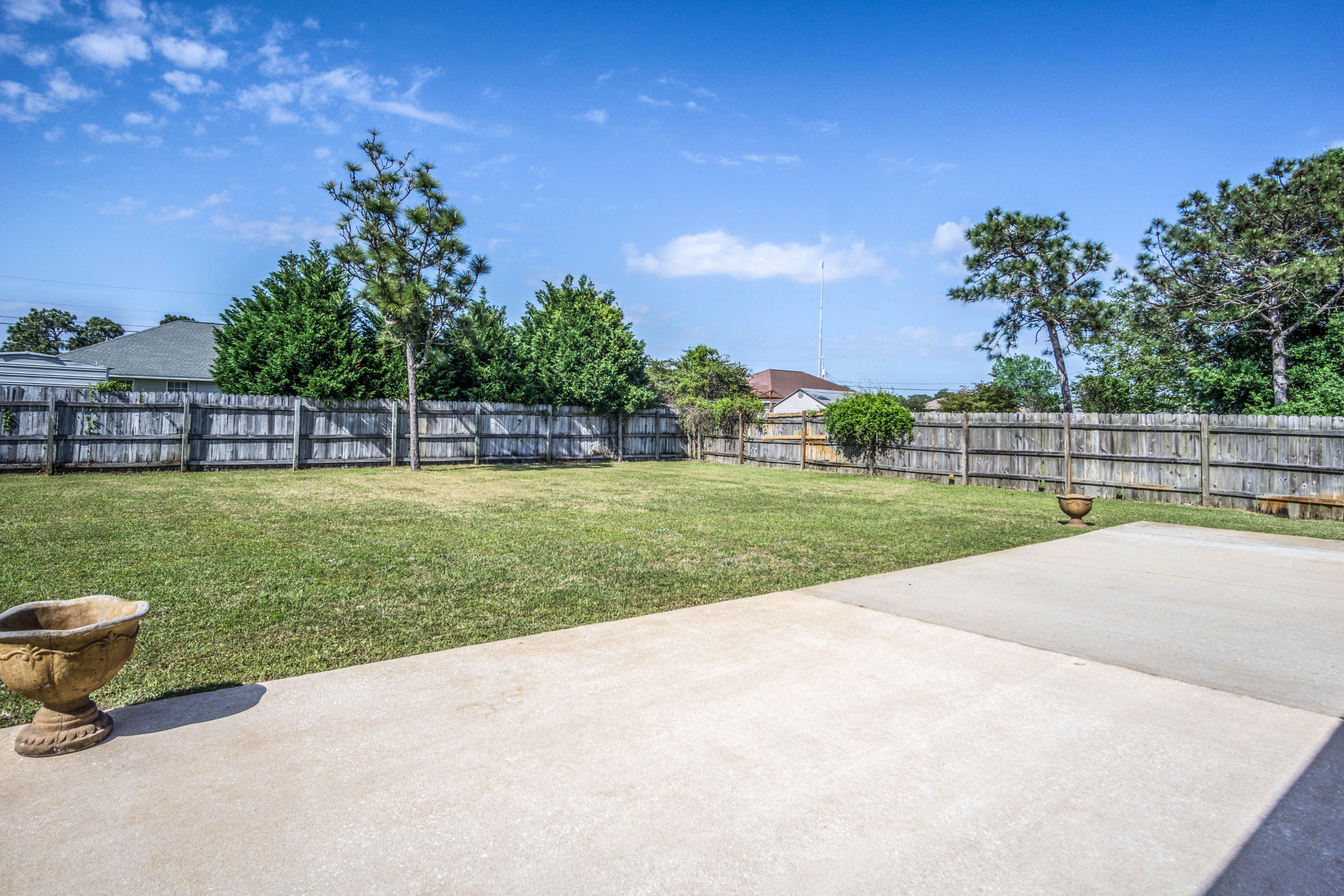 ROSS CROSSING - Residential