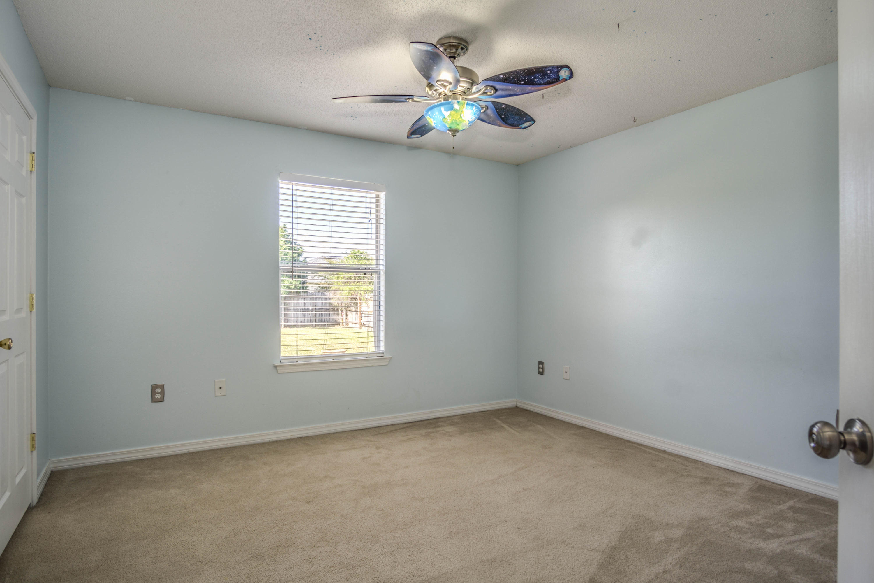 ROSS CROSSING - Residential