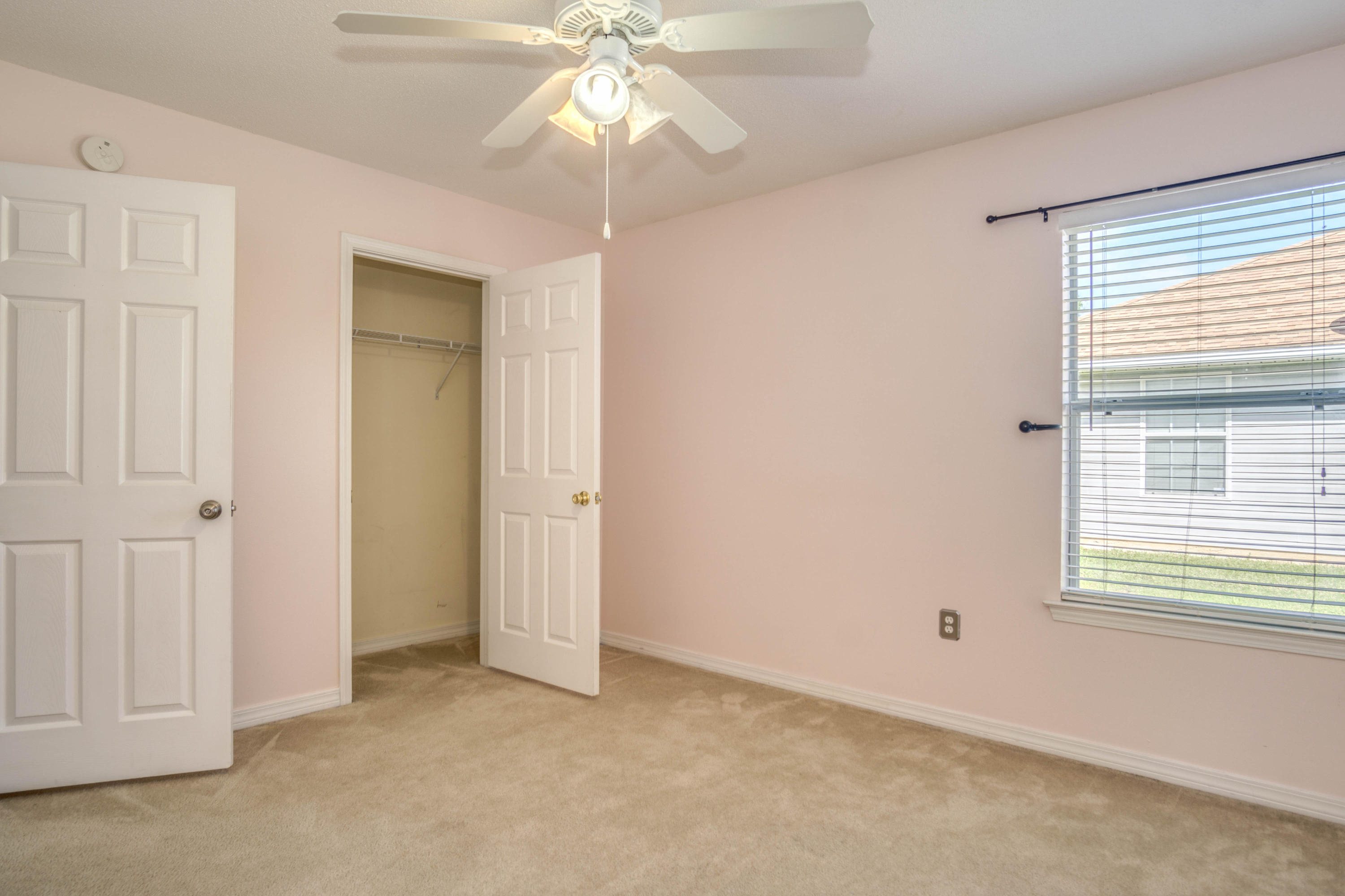 ROSS CROSSING - Residential