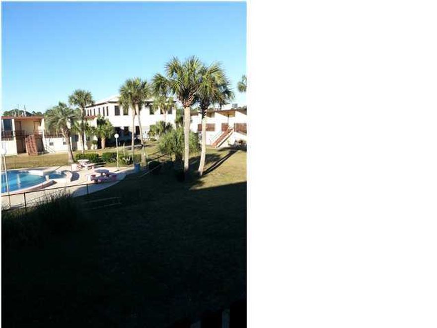 UPGRADES MADE TO THIS UNIT IN THE LAST THREE YEARS -A NEW AIR CONDITIONER UNIT, CHANGE OUT OF ALL LIGHT SWITCHES AND WALL RECEPTCIALS, REPLACED THE CEILING TILES IN KITCHEN, PAINTED ENTIRE UNIT, NEW CARPET. THIS UNIT IS READY TO SELL. LOCATED FACING THE COURT YARD AND POOL AREA. OWNER CURRENTLY STAYING IN UNIT. THIS IS NOT A SHORT SALE. PETS ALLOWED UP TO 20 POUNDS. EASY TO SHOW - JUST KNOCK THEN USE SUPRA