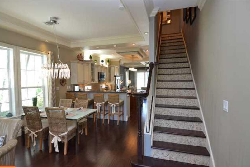 Dune Top Manor - Residential