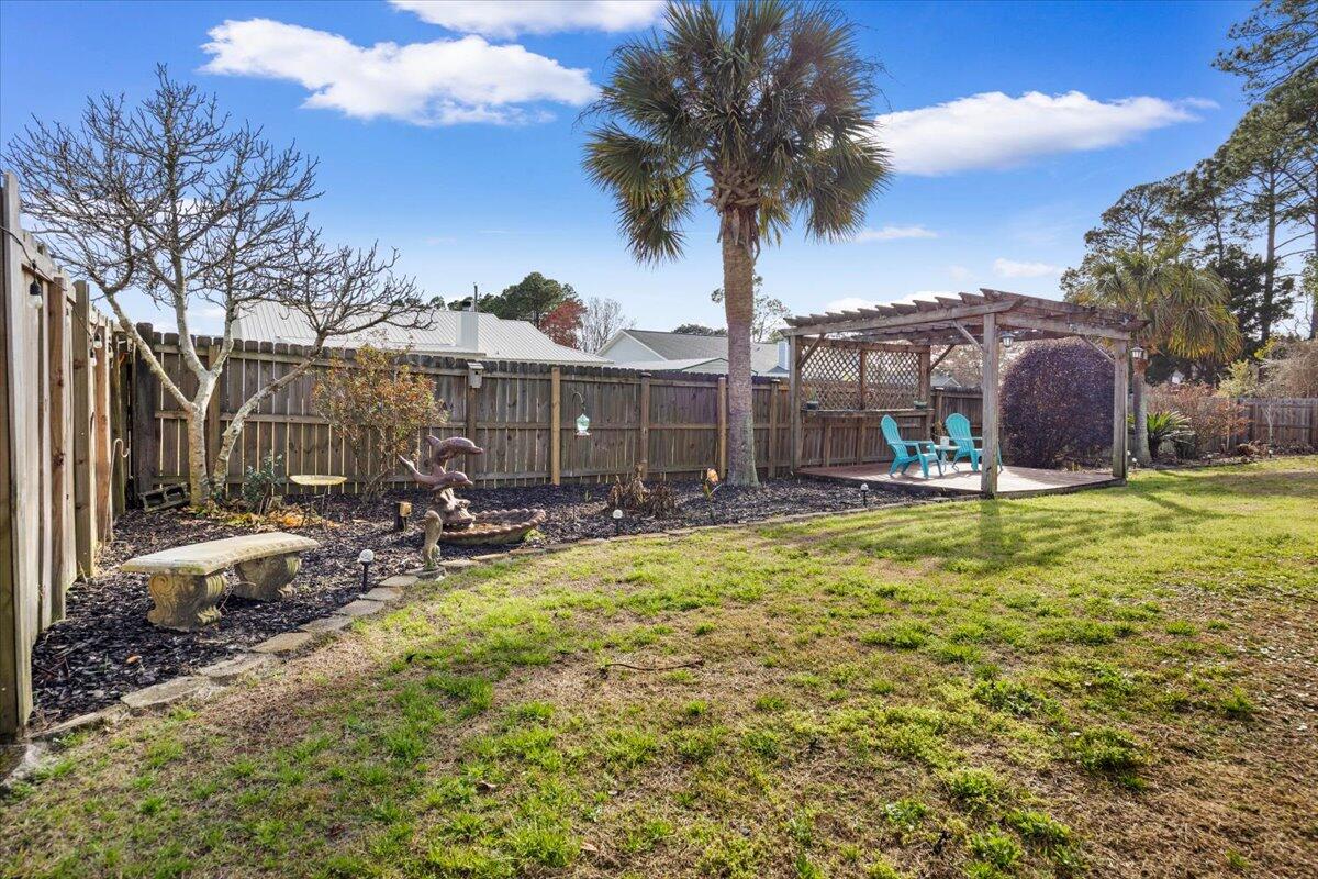 WYNNEHAVEN BEACH PATIO HOMES 1 - Residential