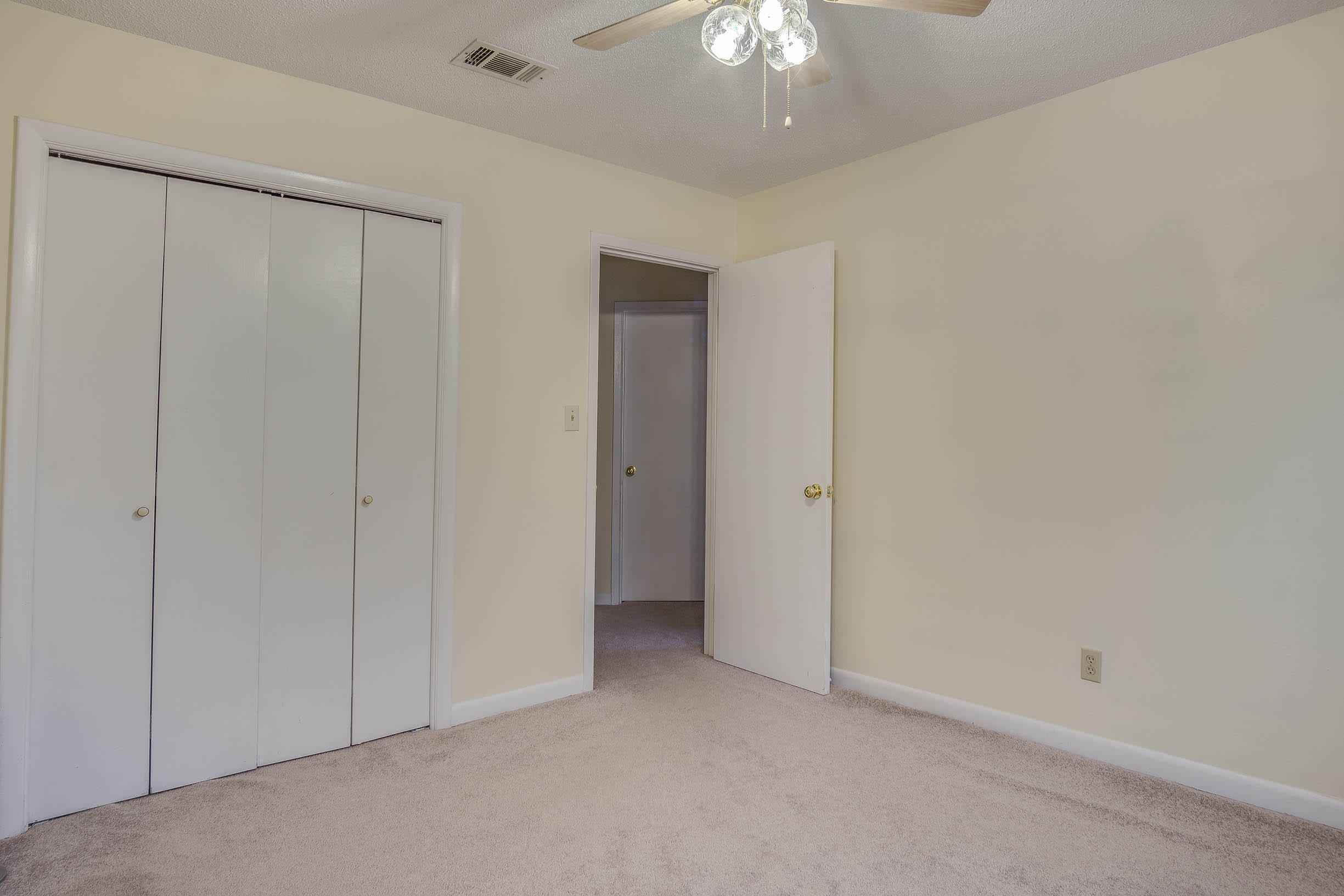 YORKTOWN AT WILLOW BEND - Residential