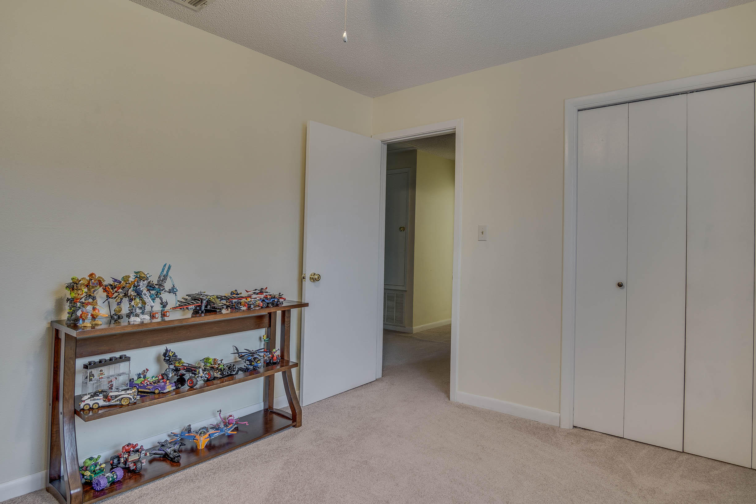 YORKTOWN AT WILLOW BEND - Residential