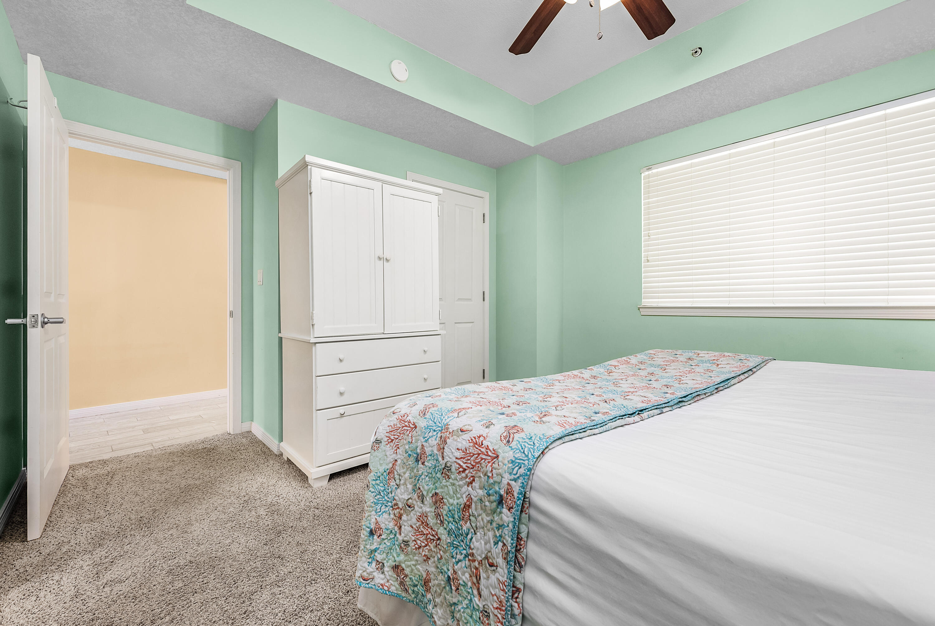 DESTIN WEST BEACH & BAY RESORT-GULFSIDE - Residential
