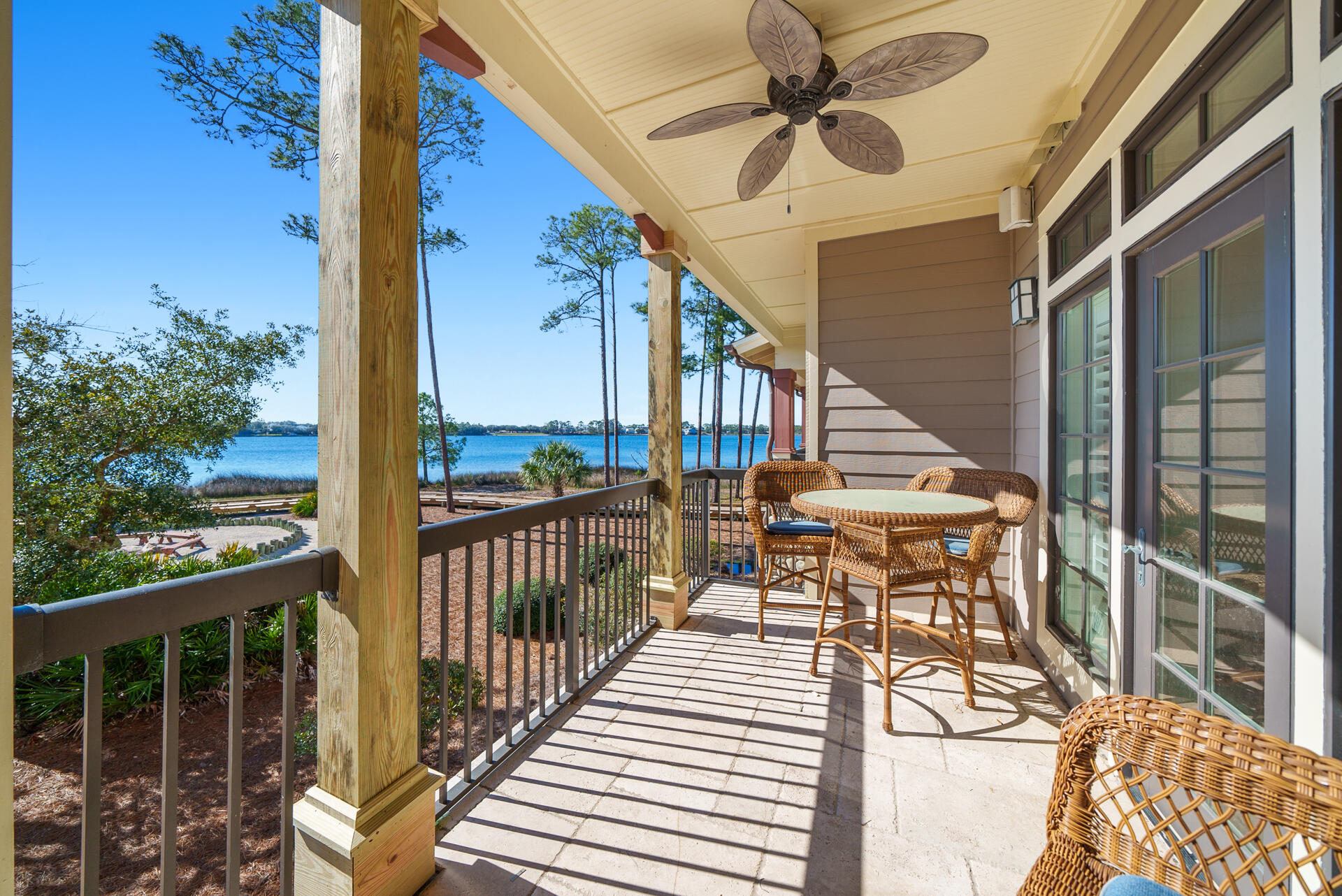 WILD HERON LAKESIDE LODGE - Residential