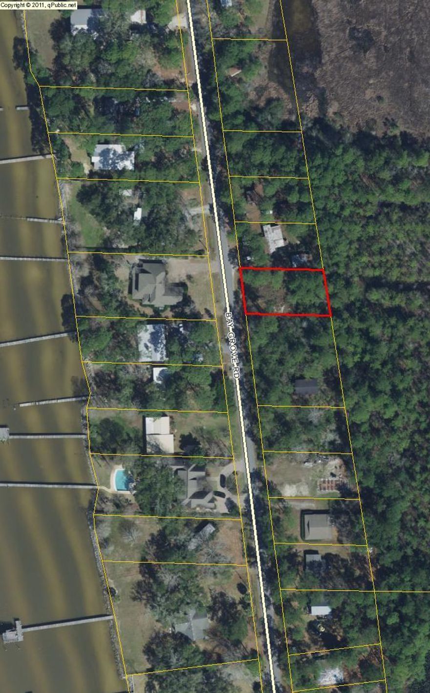 Just under a quarter acre, close access to the beaches of South Walton. Seller has no knowledge of the property and does not have a survey. Possible bay view and convenient to restaurants, schools, recreation and shopping.