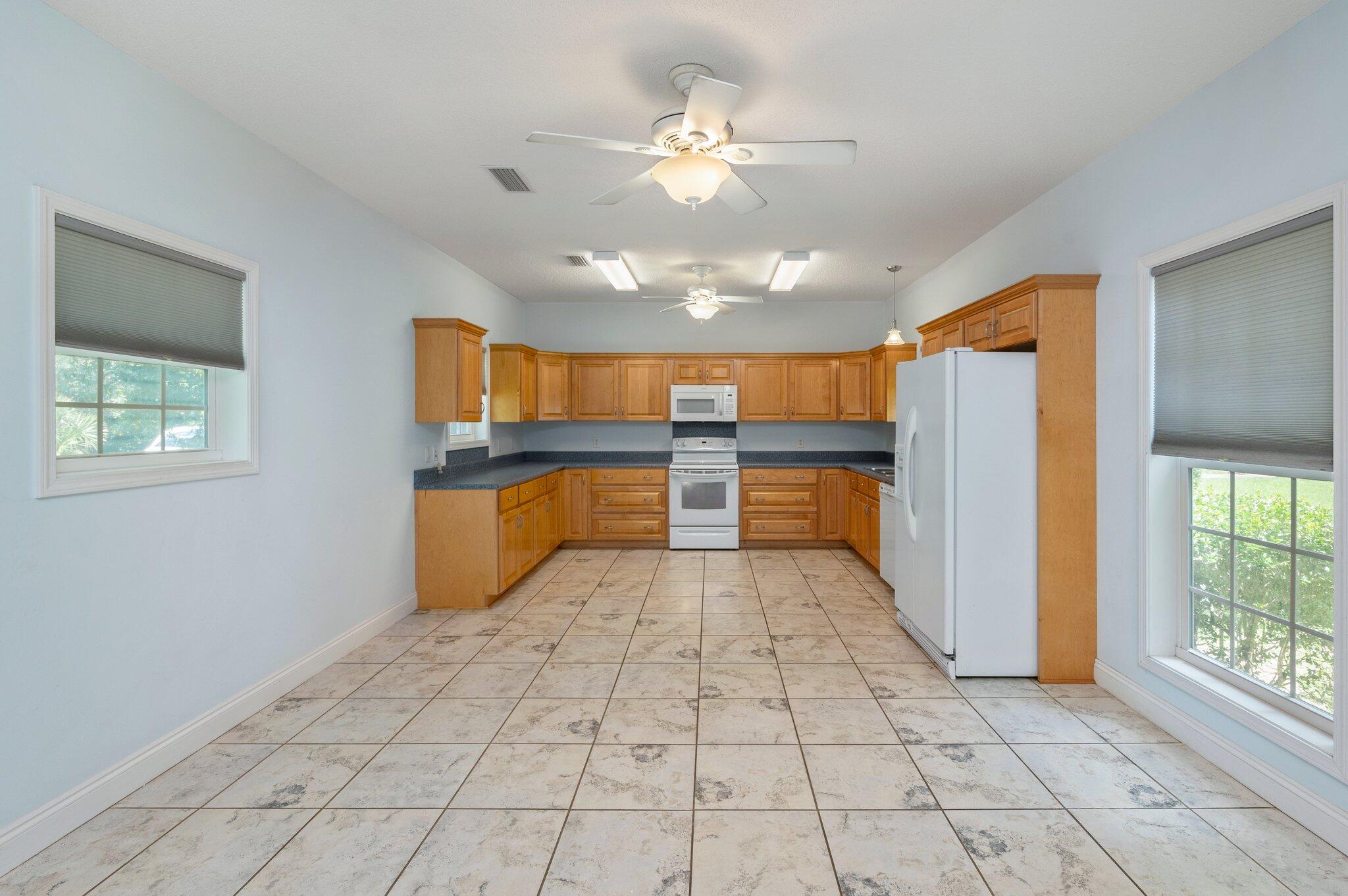 TOWN OF DEFUNIAK SPRINGS - Residential Lease