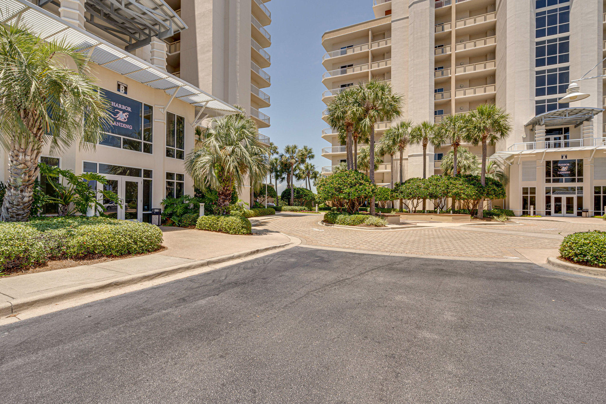 HARBOR LANDING - Residential