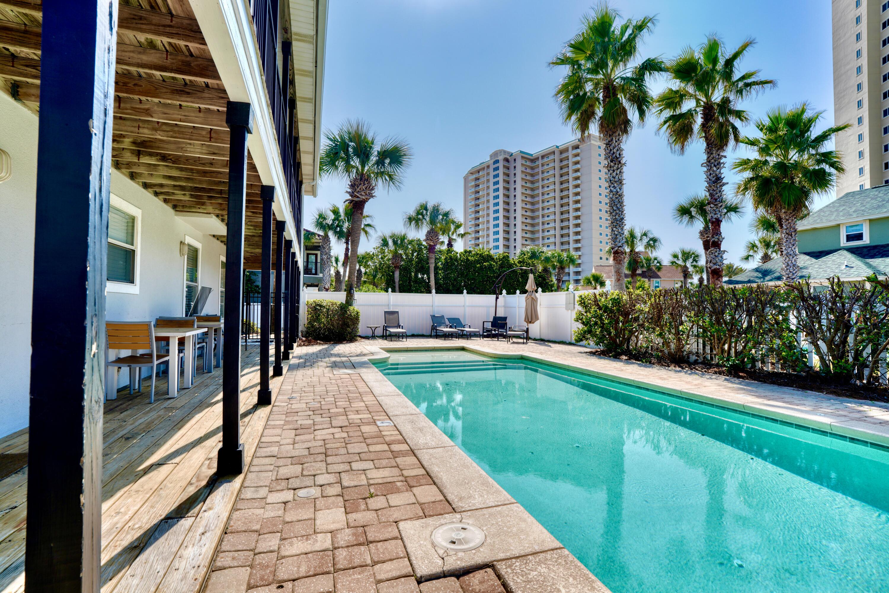 WINDANCER SHORES - Residential