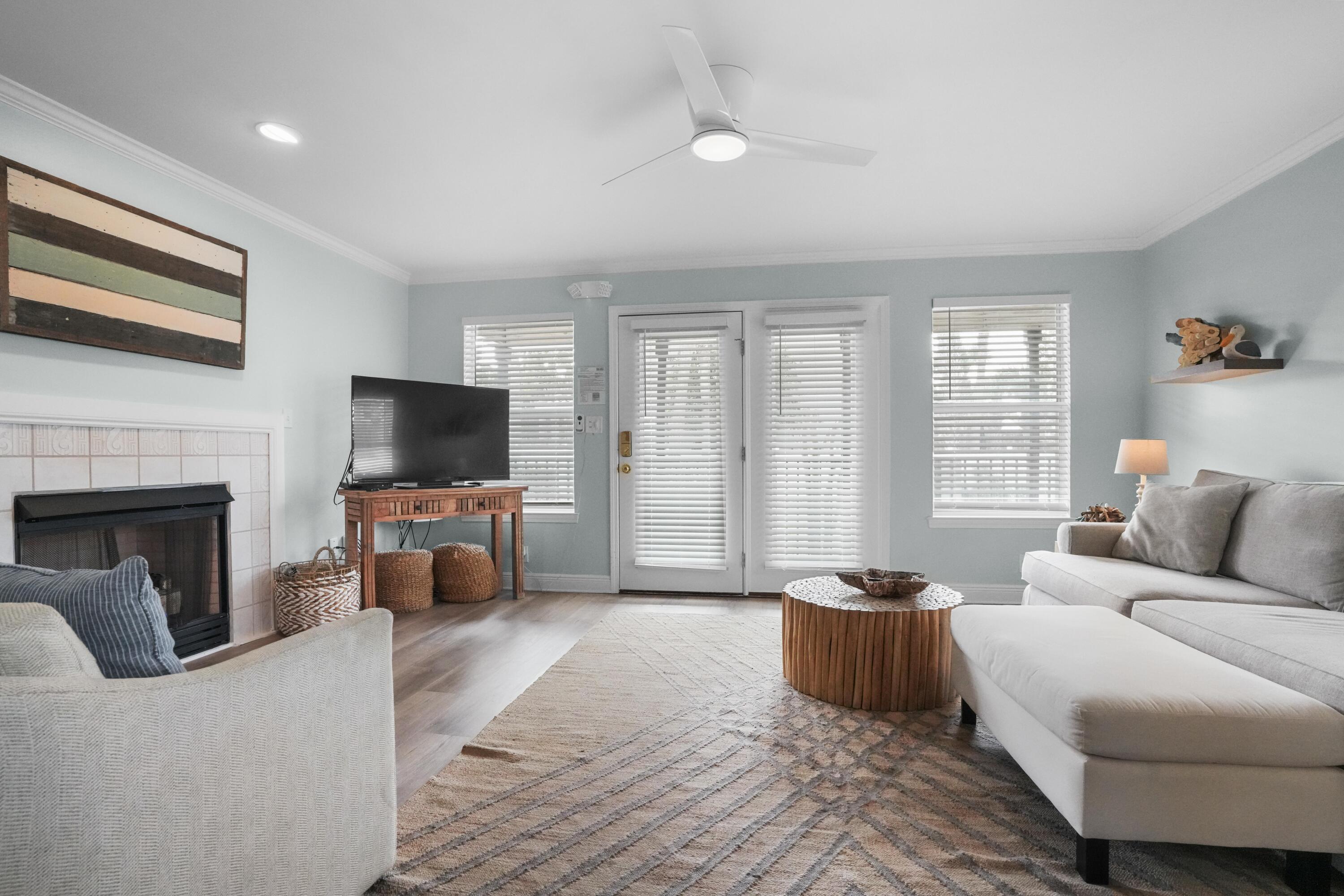 WINDANCER SHORES - Residential