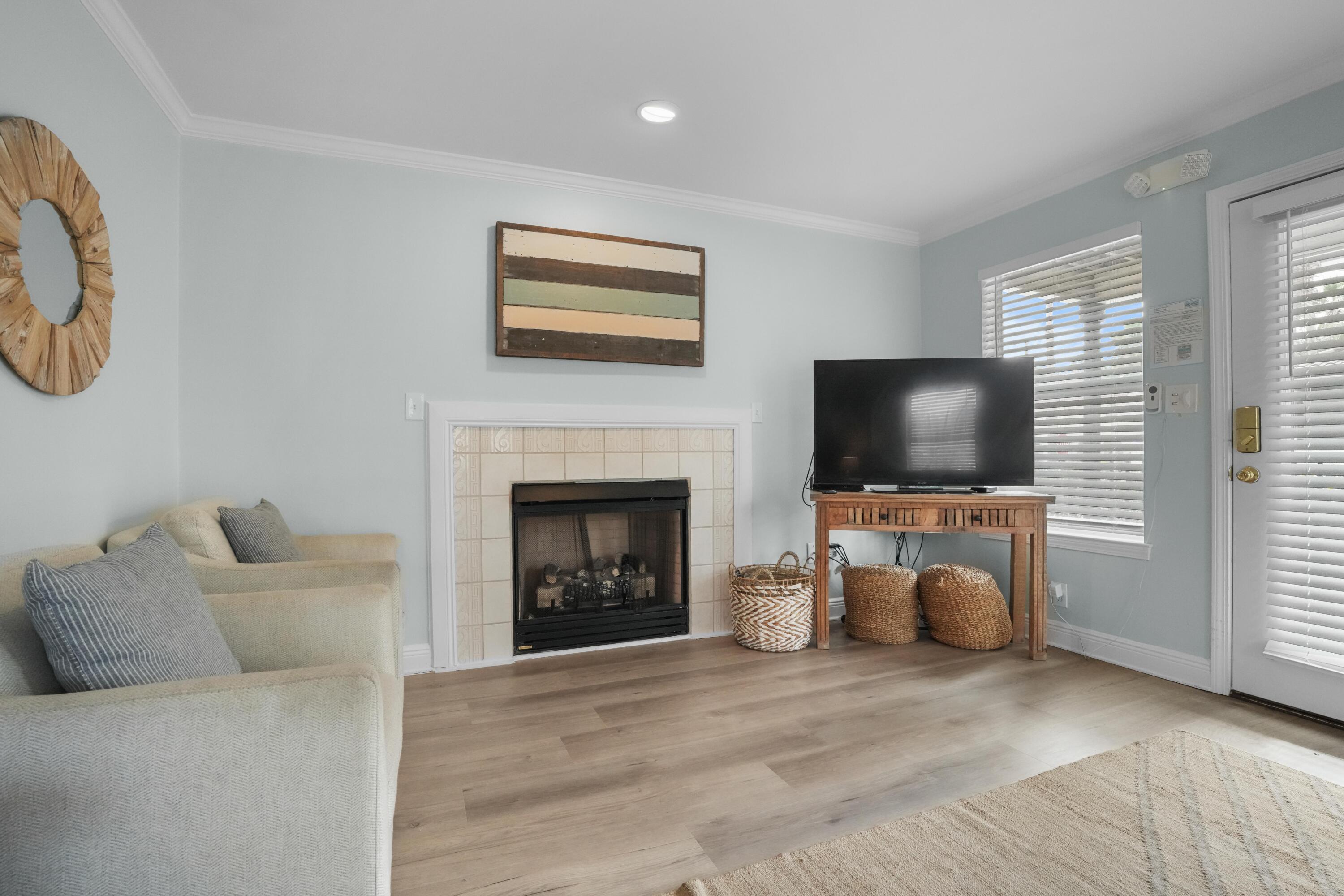 WINDANCER SHORES - Residential