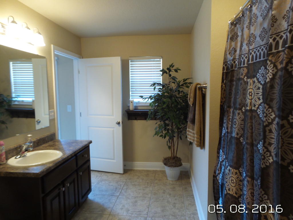 SILVERWOOD - Residential Lease