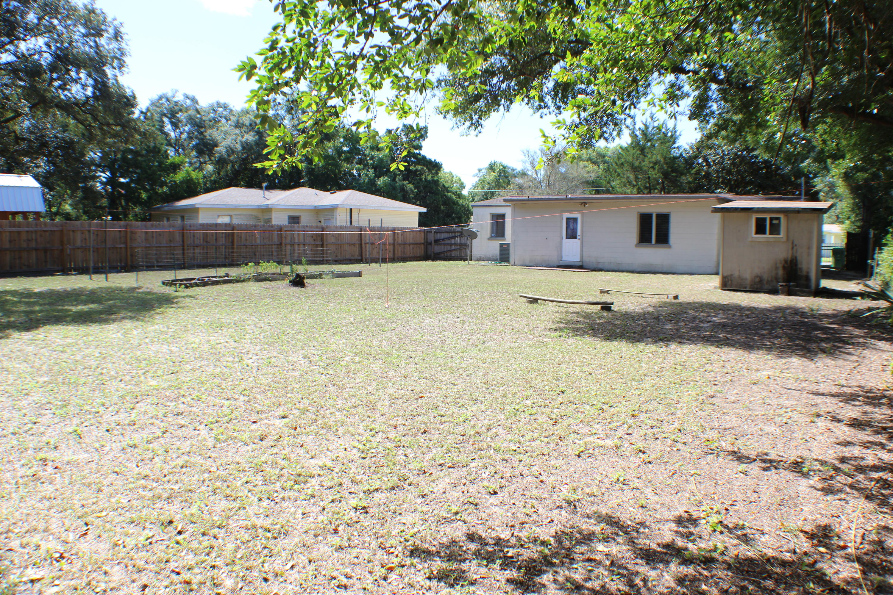 GARNIERS BEACH - Residential