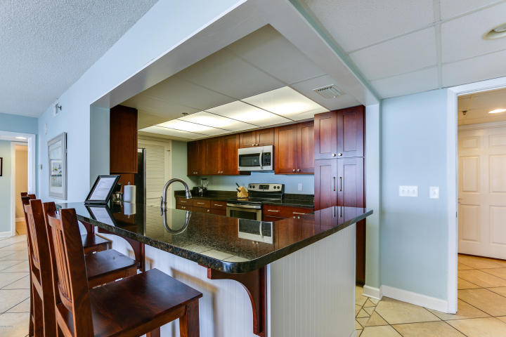 LOng Beach Towers IV - Residential