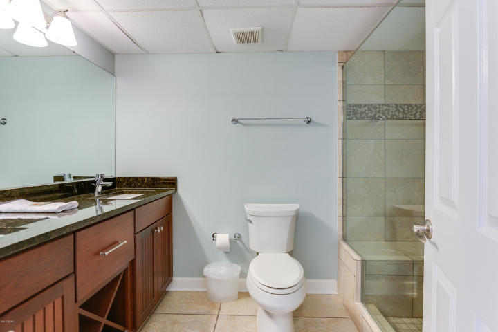 LOng Beach Towers IV - Residential