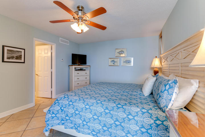 LOng Beach Towers IV - Residential