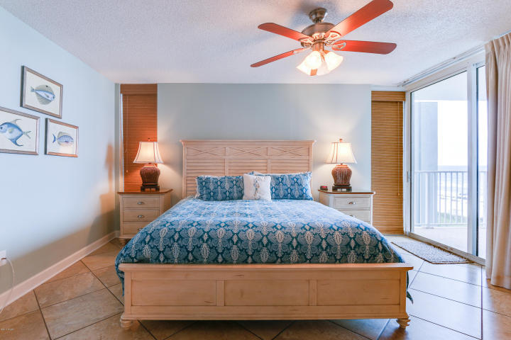 LOng Beach Towers IV - Residential