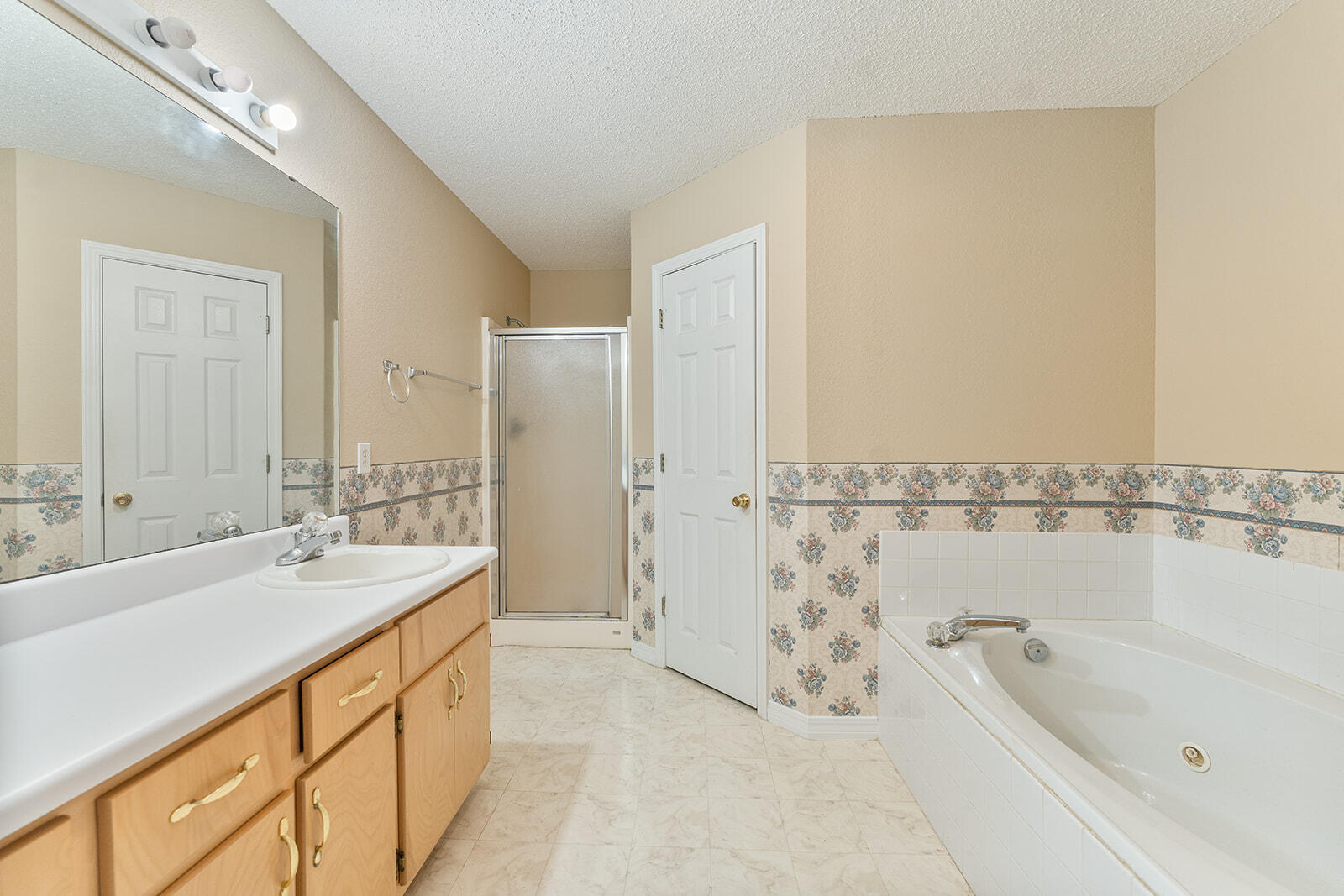 STAFFORD ESTATES - Residential