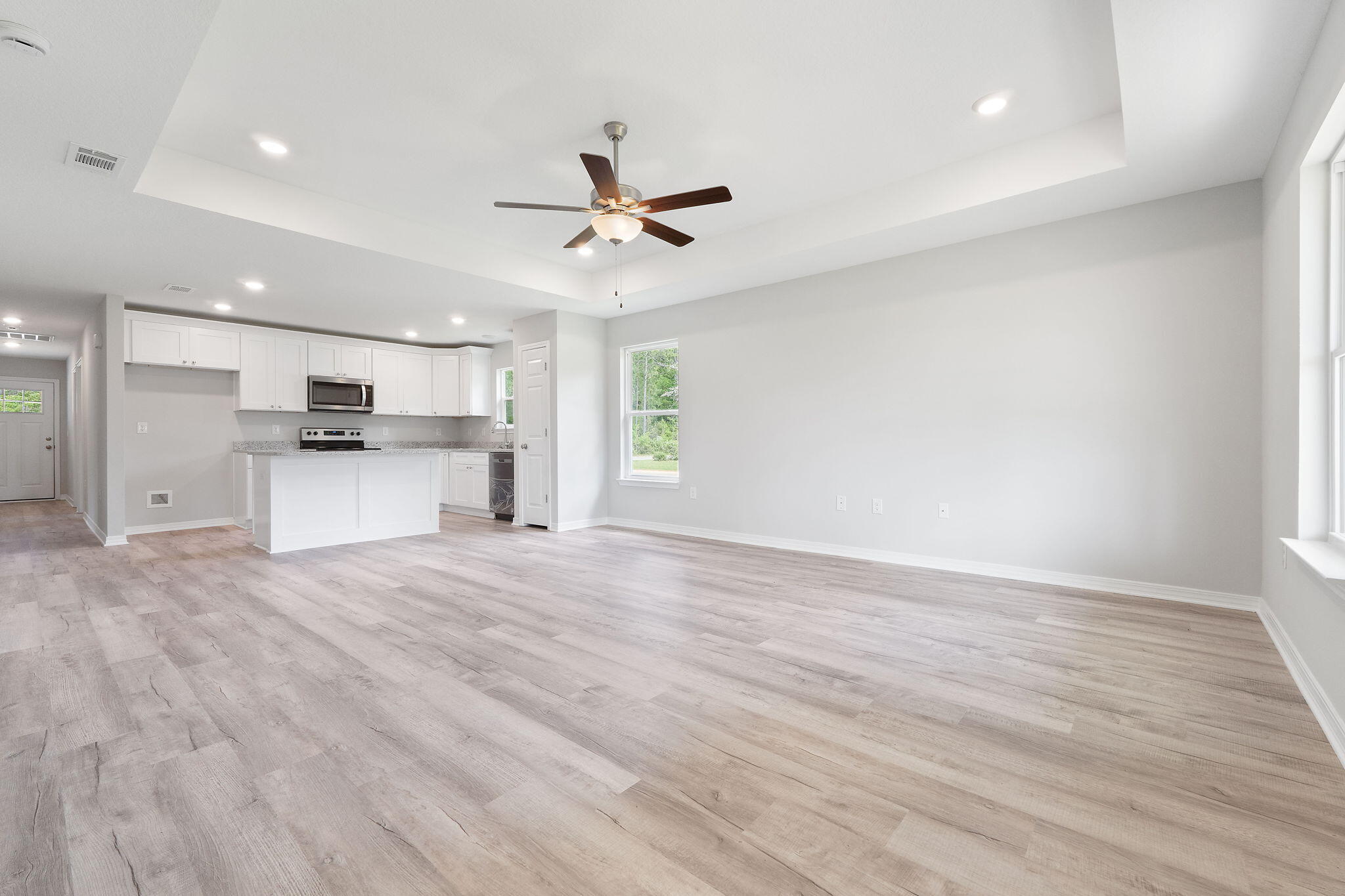 AVALON BEACH - Residential