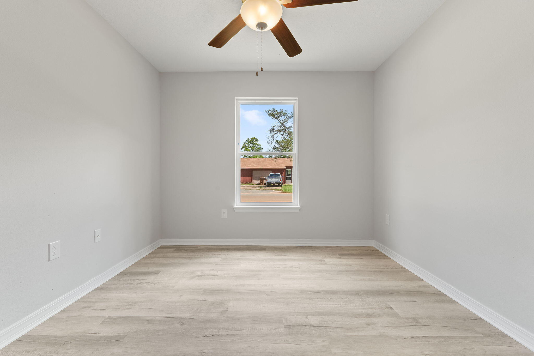 AVALON BEACH - Residential