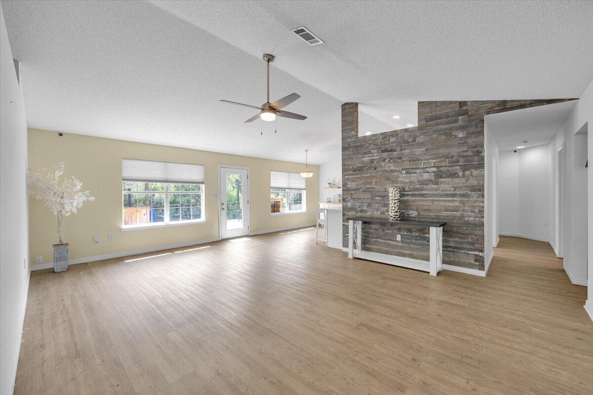 WATERSTONE - Residential