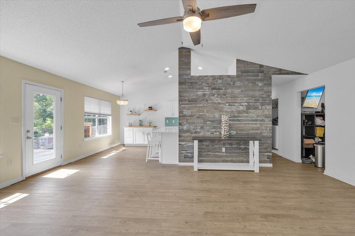 WATERSTONE - Residential