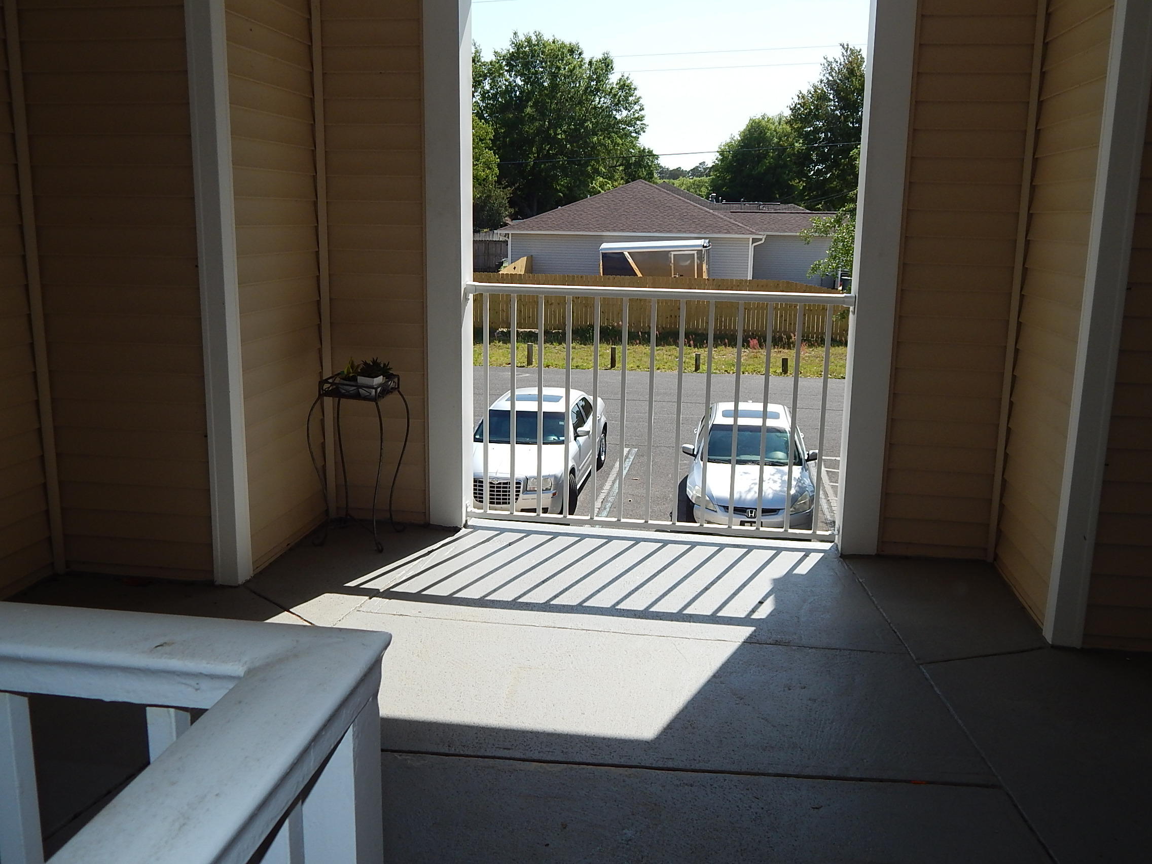 THE OAKS AT NICEVILLE - Residential