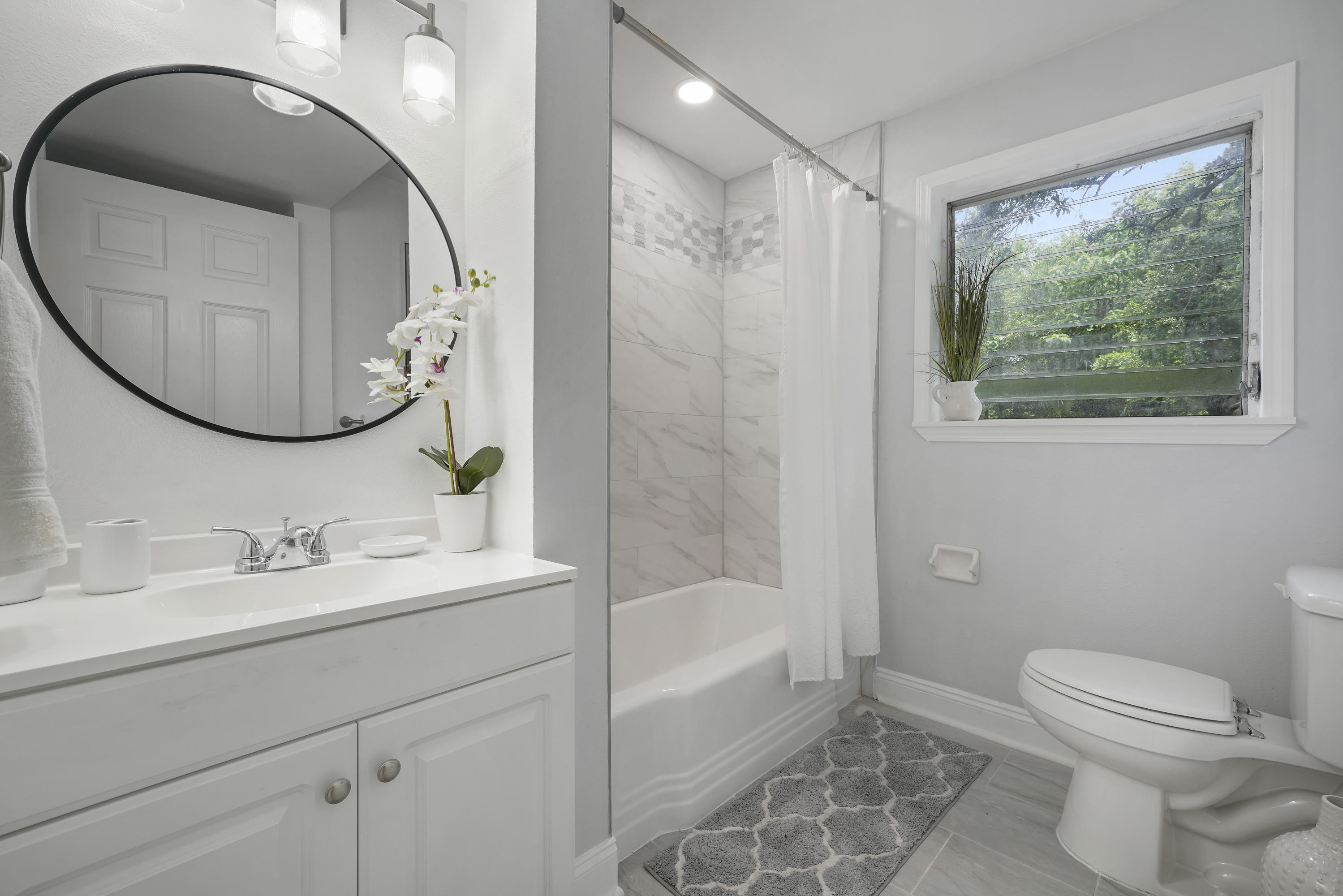 GARNIERS BEACH 2ND - Residential