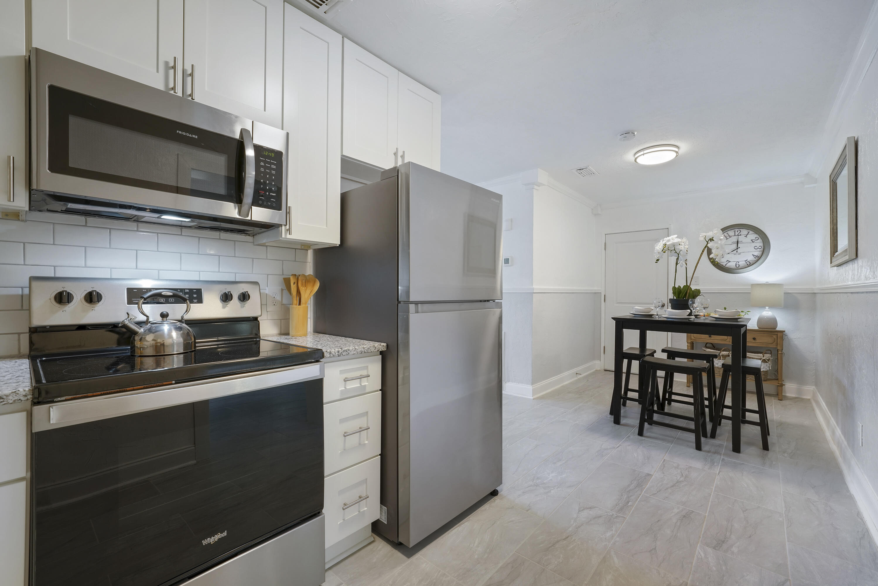 GARNIERS BEACH 2ND - Residential