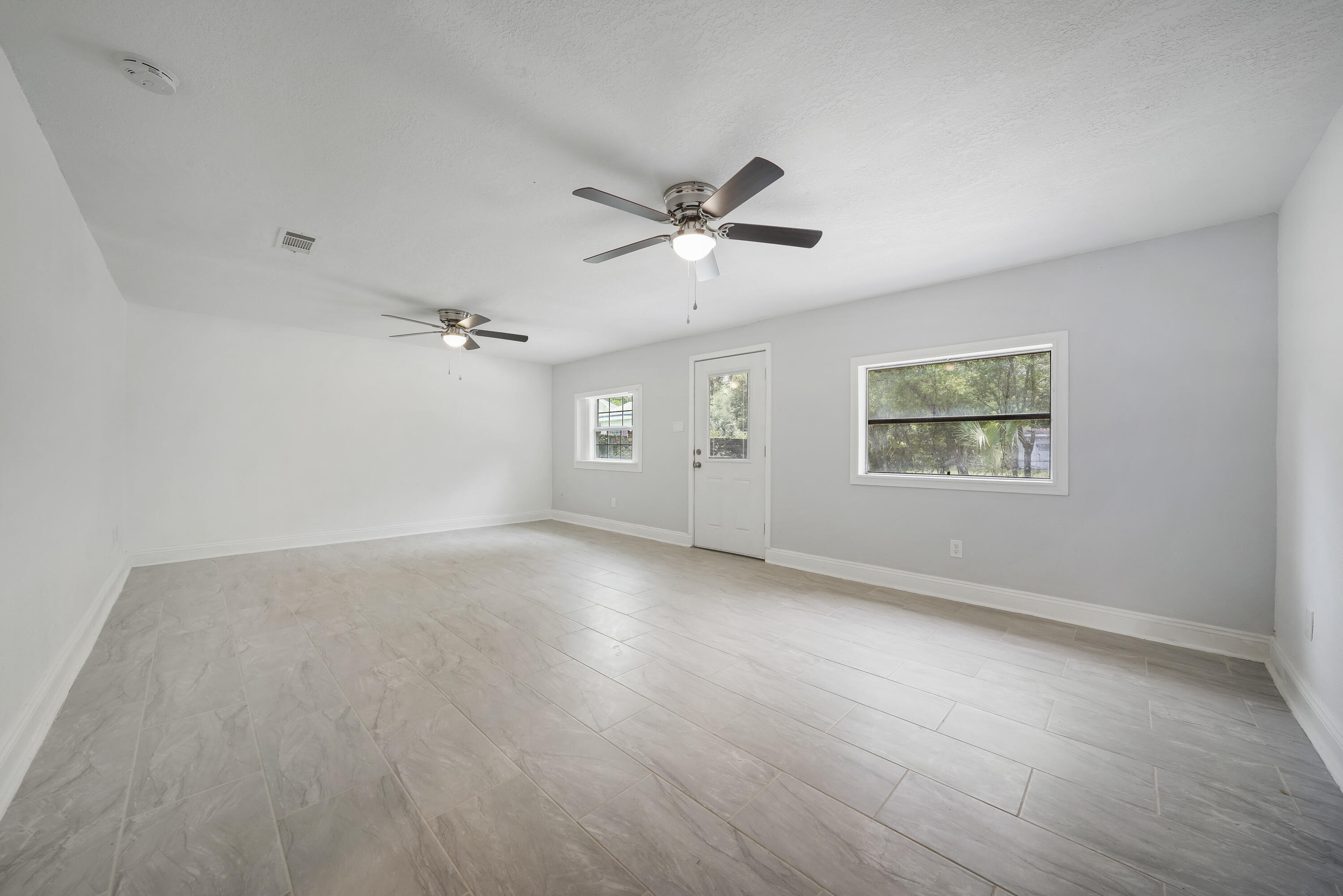 GARNIERS BEACH 2ND - Residential