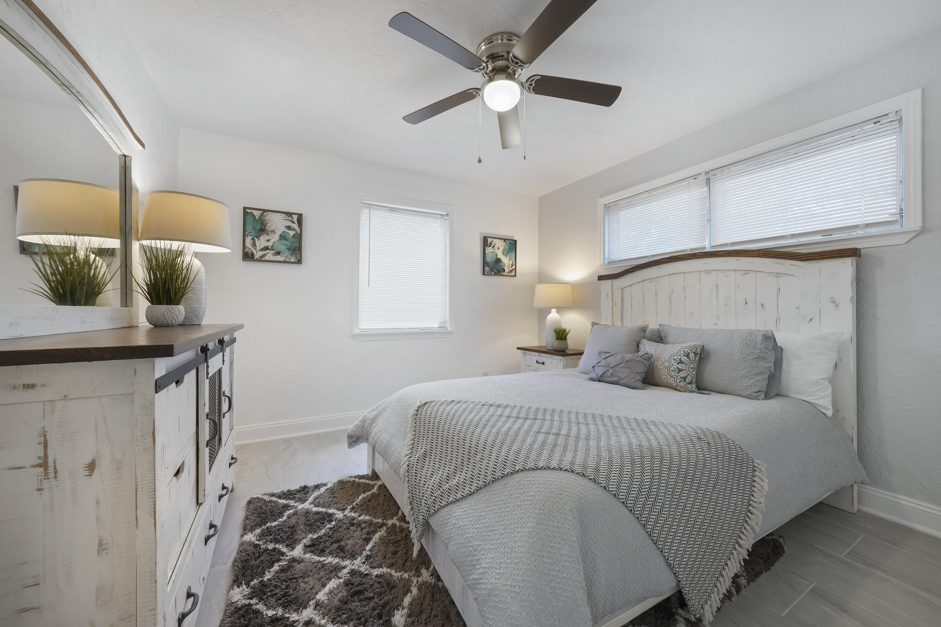 GARNIERS BEACH 2ND - Residential