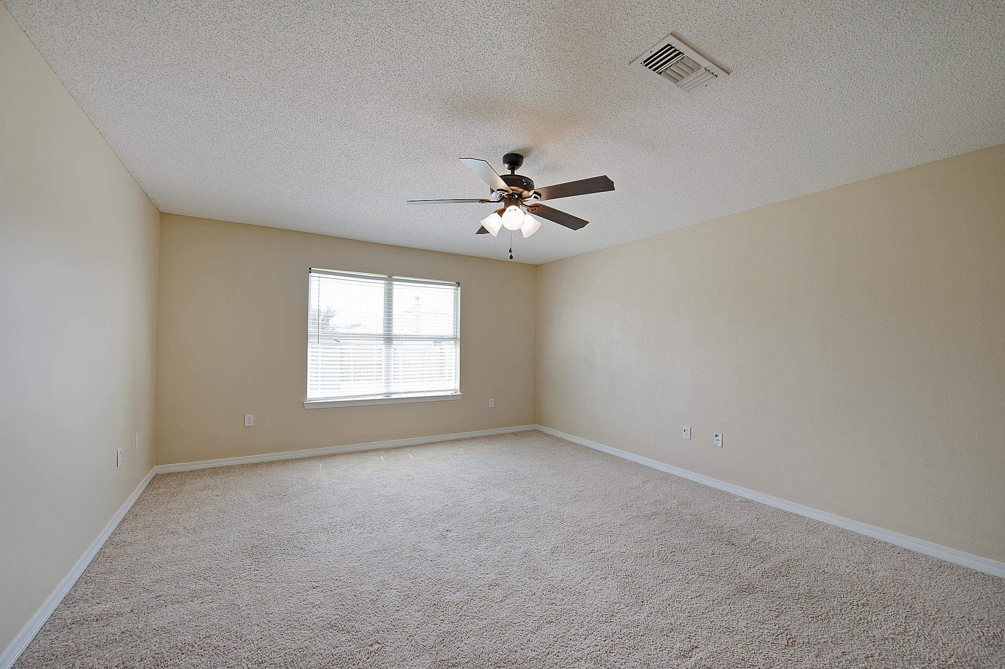 BROOKE ESTATES PH I - Residential