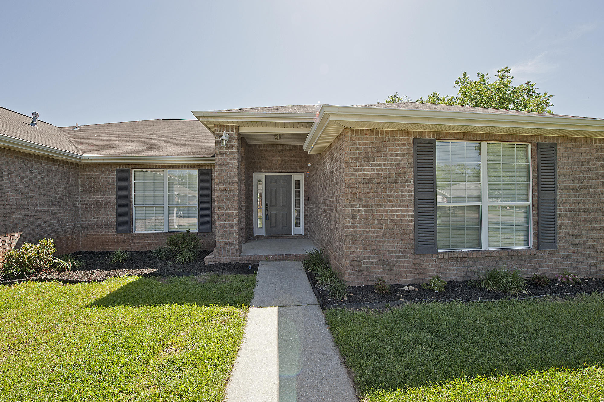 BROOKE ESTATES PH I - Residential