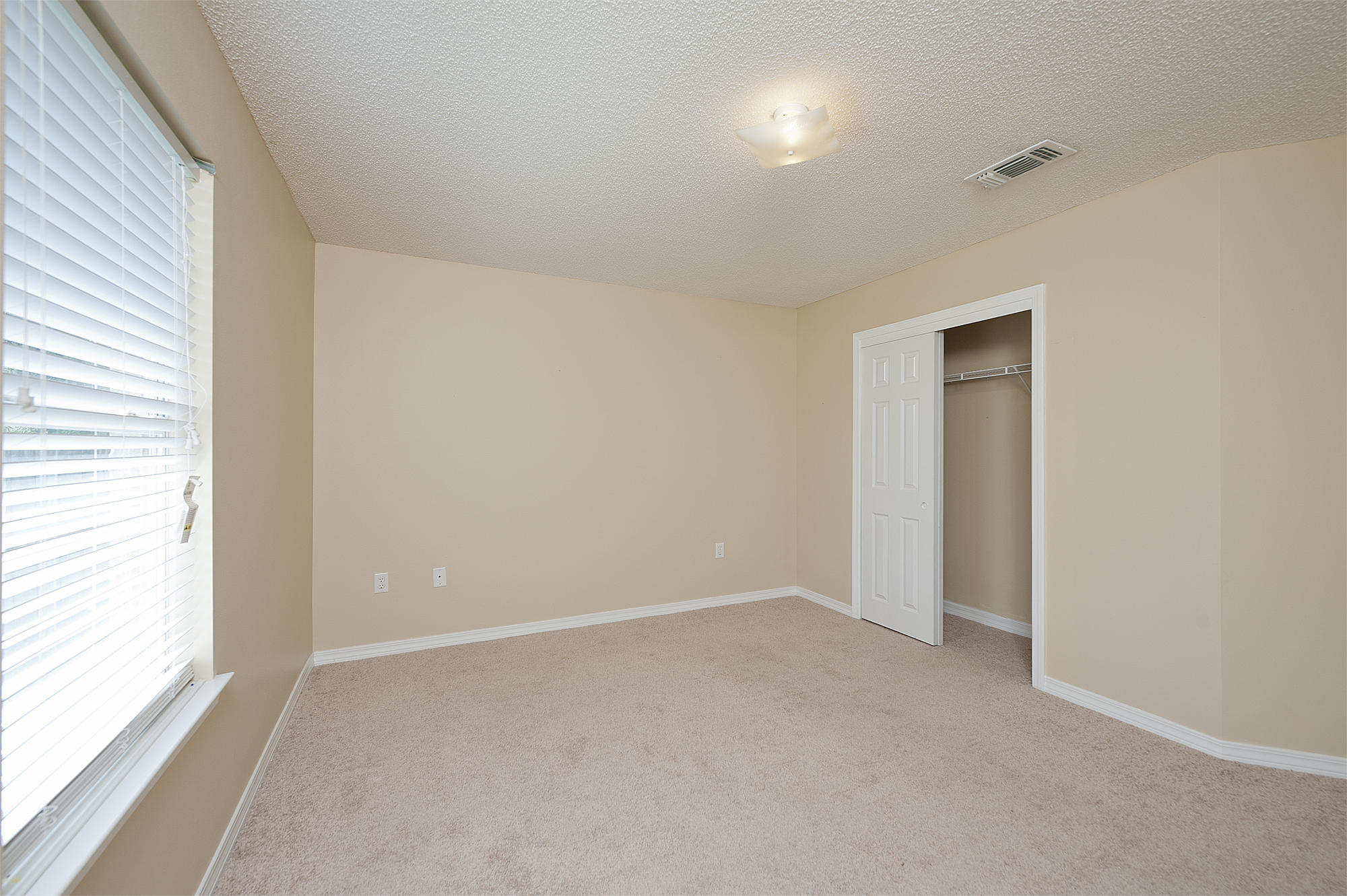 BROOKE ESTATES PH I - Residential