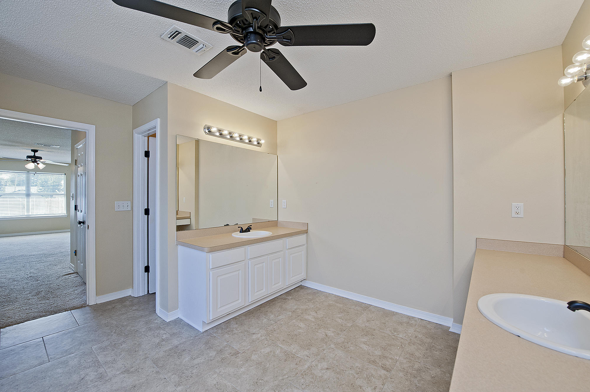 BROOKE ESTATES PH I - Residential