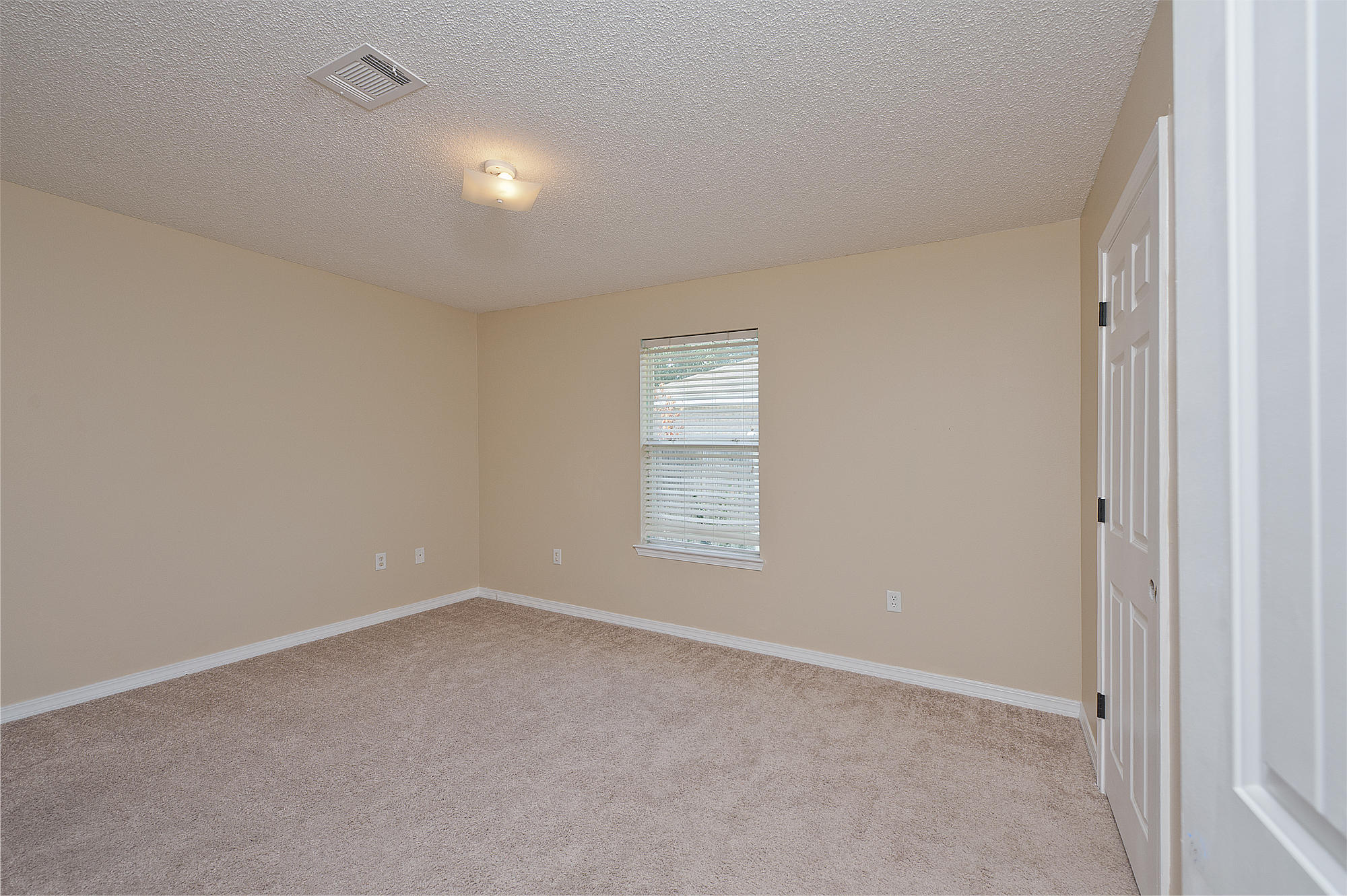 BROOKE ESTATES PH I - Residential