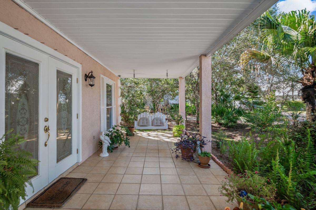 LAKEWOOD POINTE ESTATES - Residential