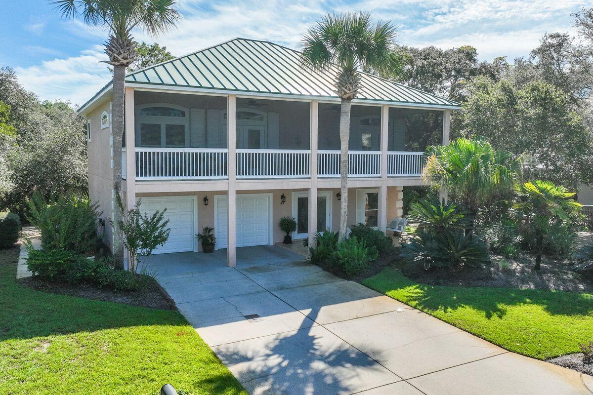 LAKEWOOD POINTE ESTATES - Residential