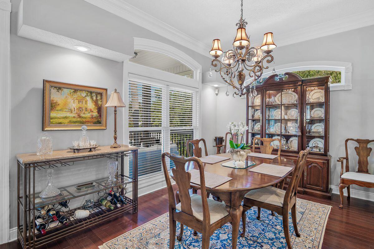 LAKEWOOD POINTE ESTATES - Residential