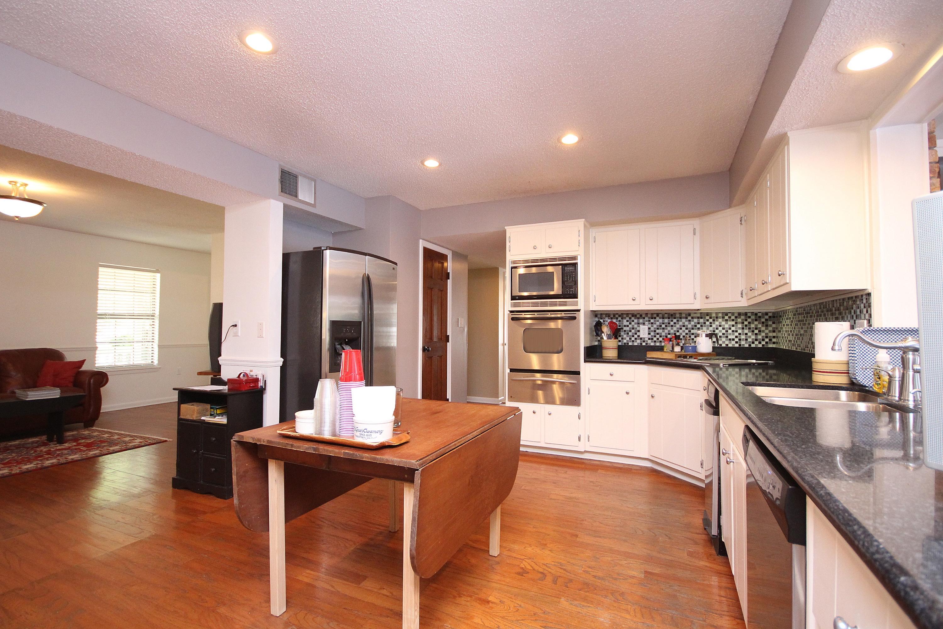 LAKE LORRAINE ESTATES 3 - Residential