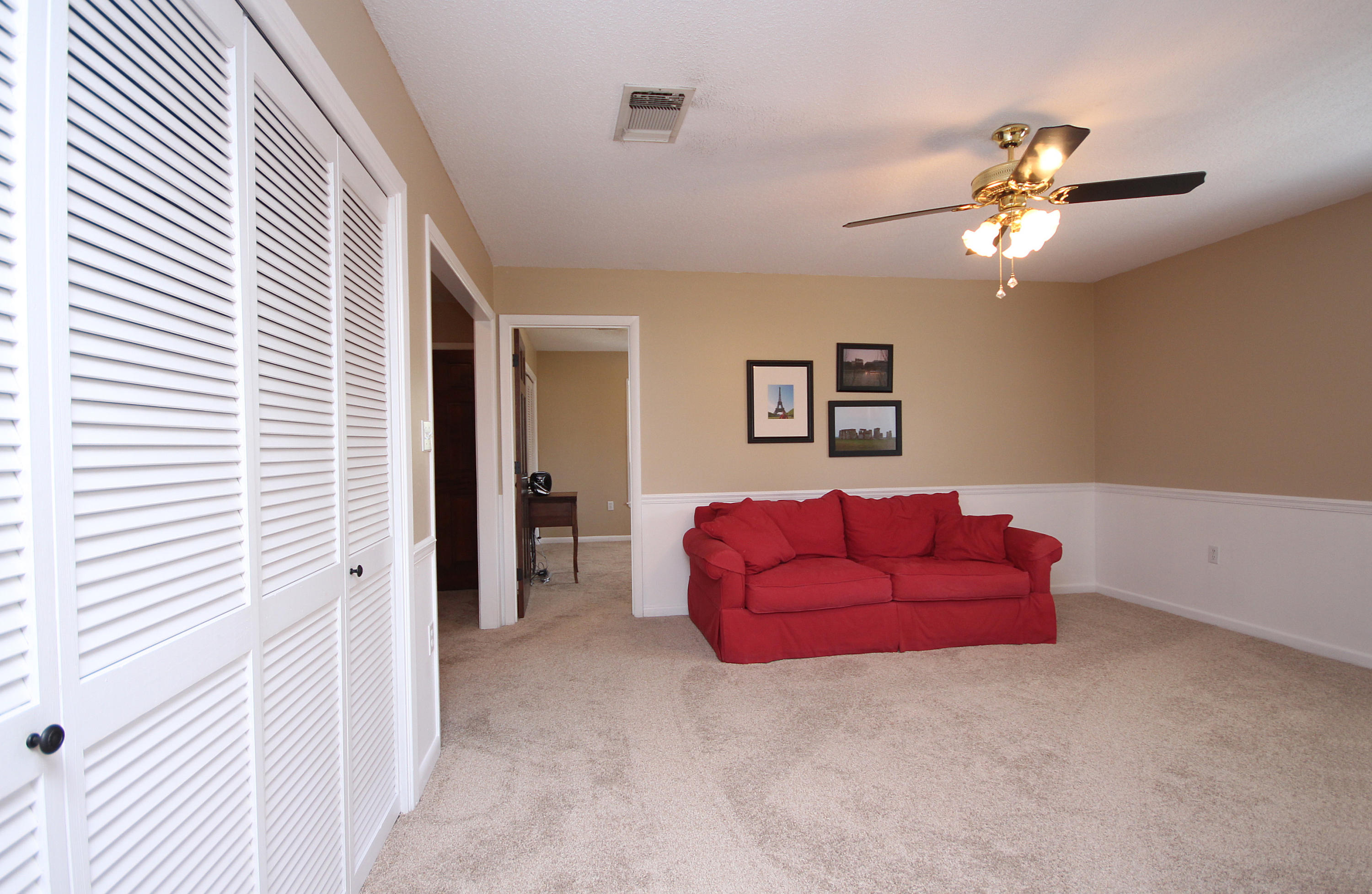 LAKE LORRAINE ESTATES 3 - Residential