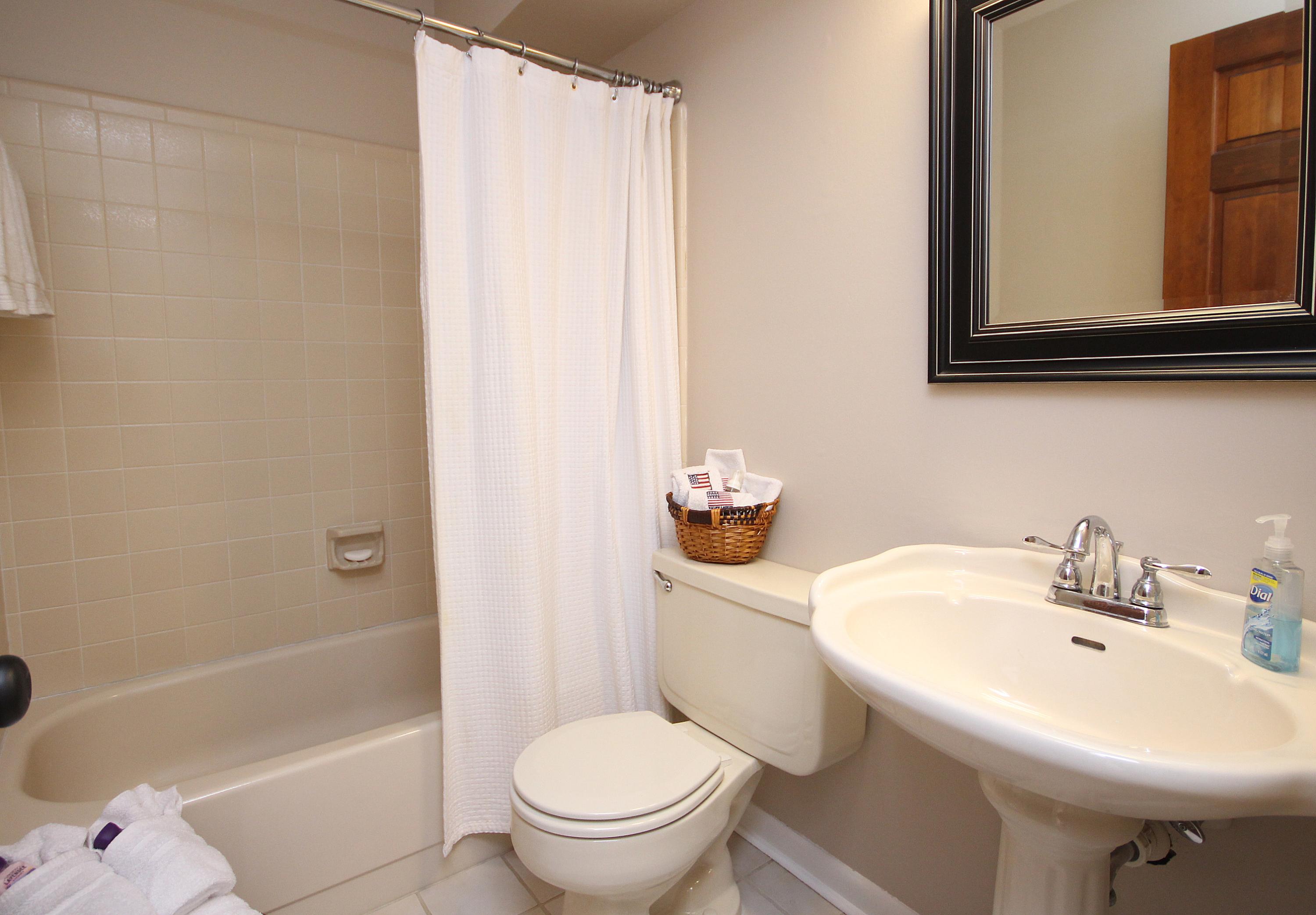 LAKE LORRAINE ESTATES 3 - Residential