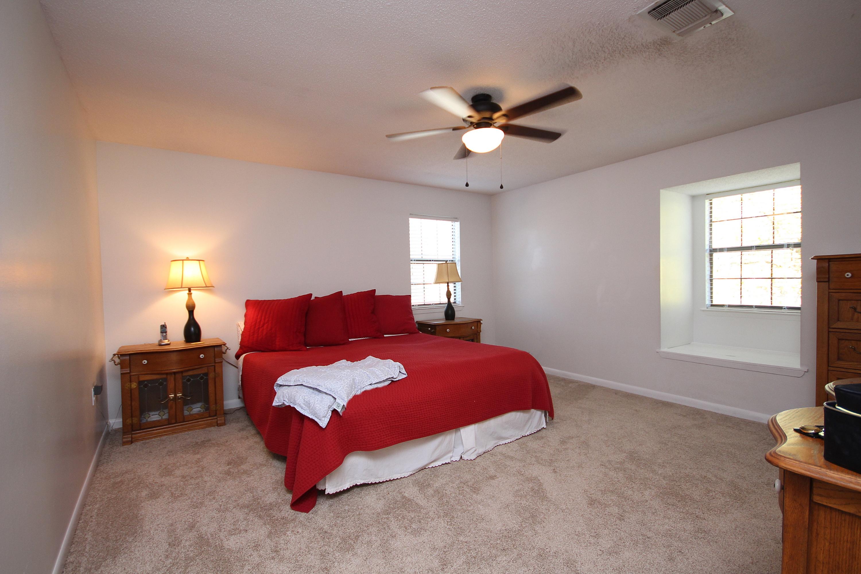 LAKE LORRAINE ESTATES 3 - Residential