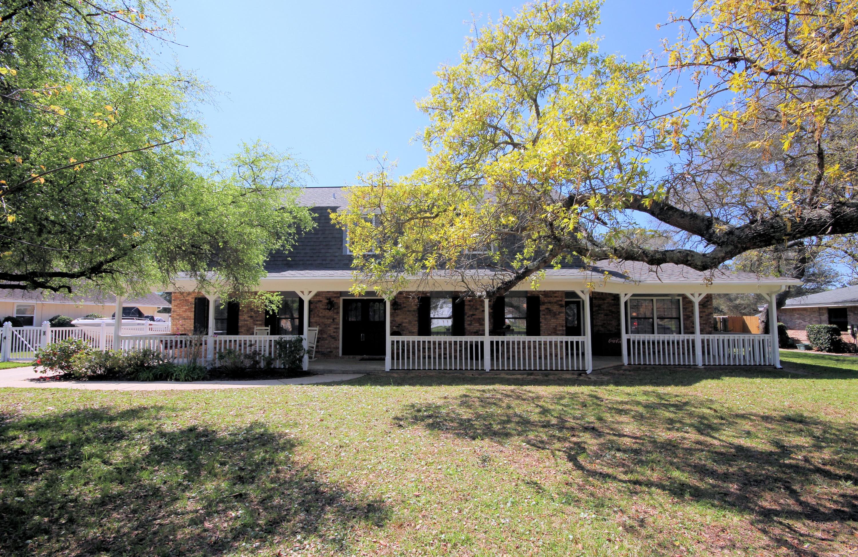 LAKE LORRAINE ESTATES 3 - Residential