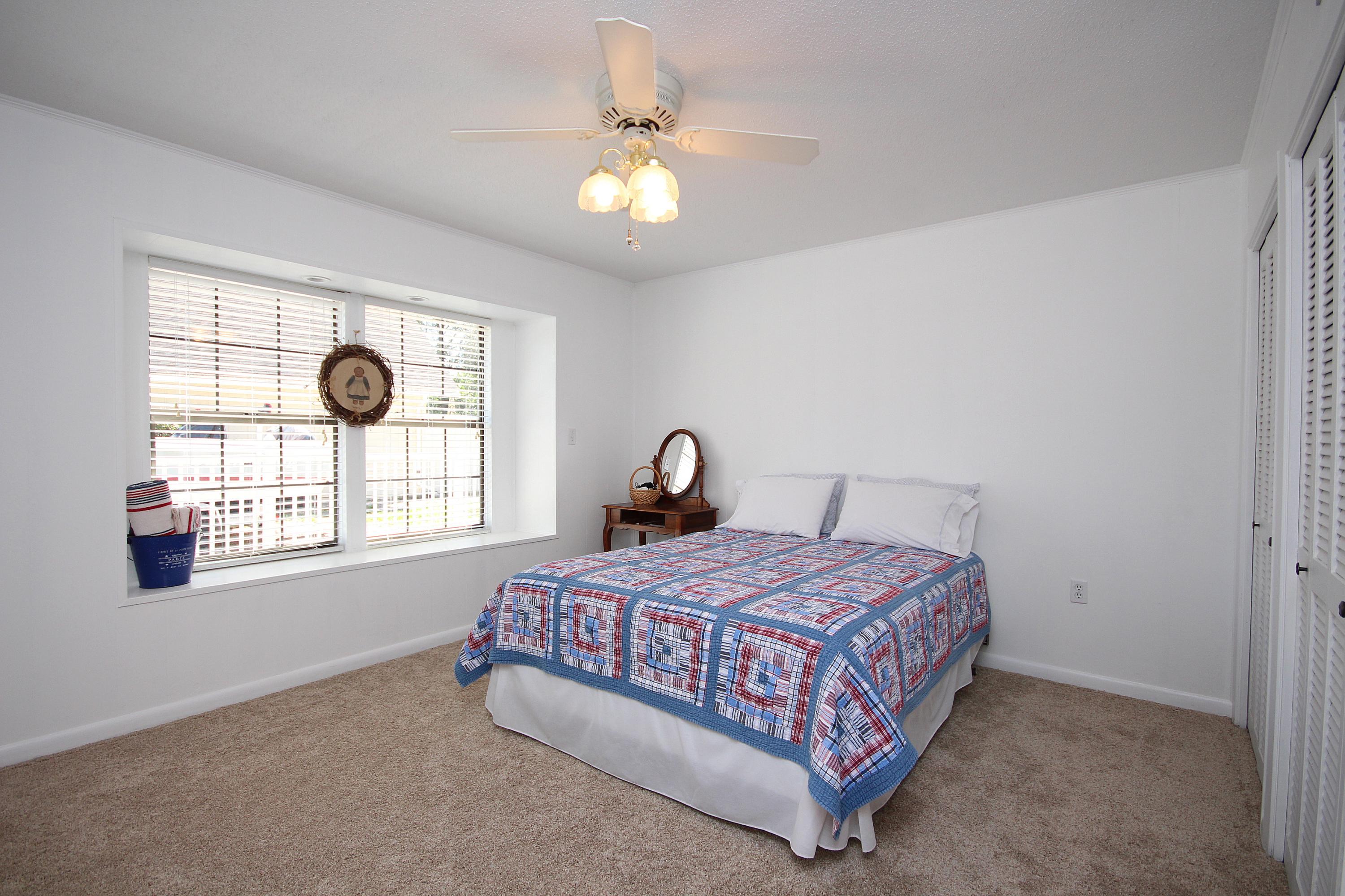 LAKE LORRAINE ESTATES 3 - Residential