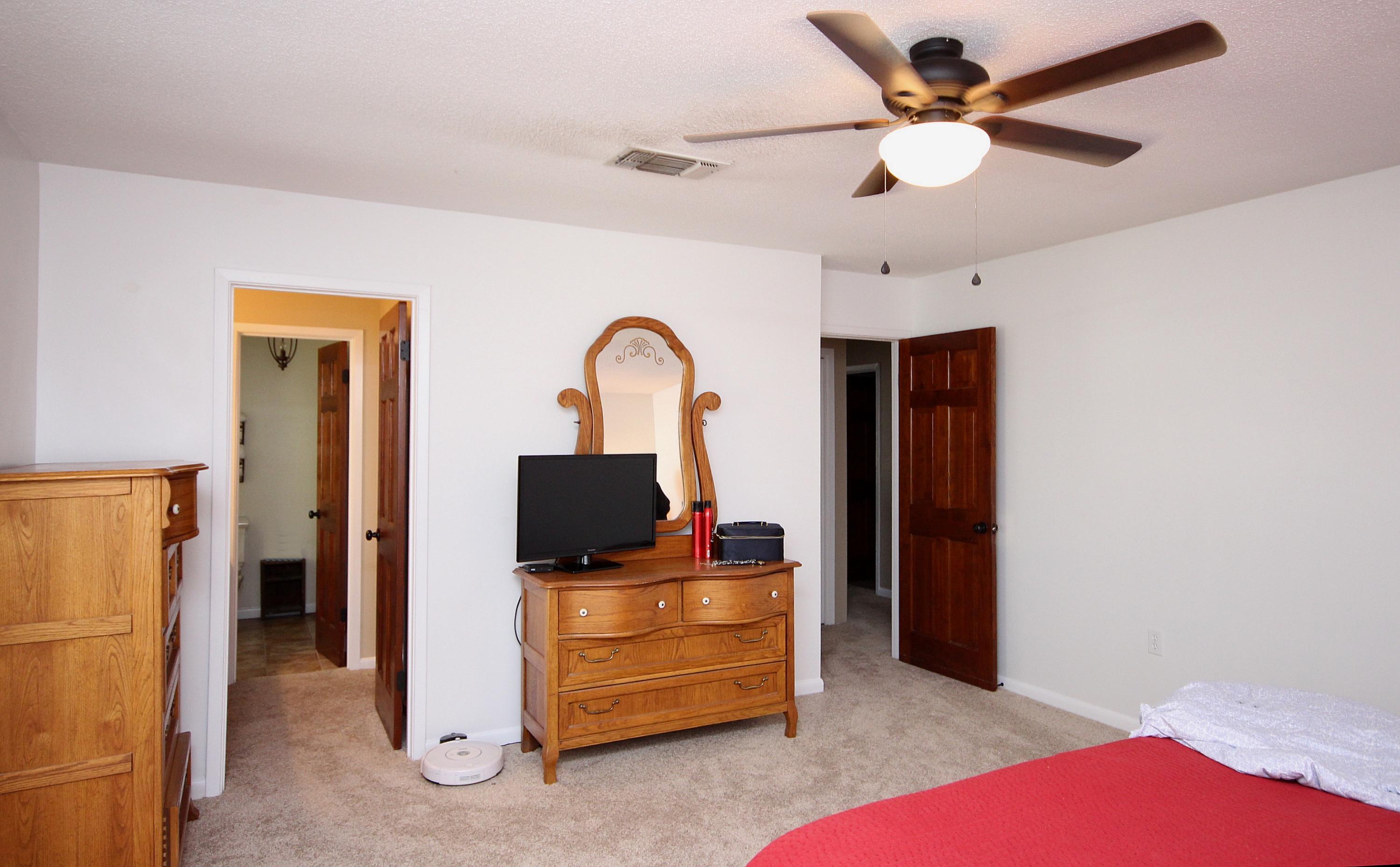 LAKE LORRAINE ESTATES 3 - Residential