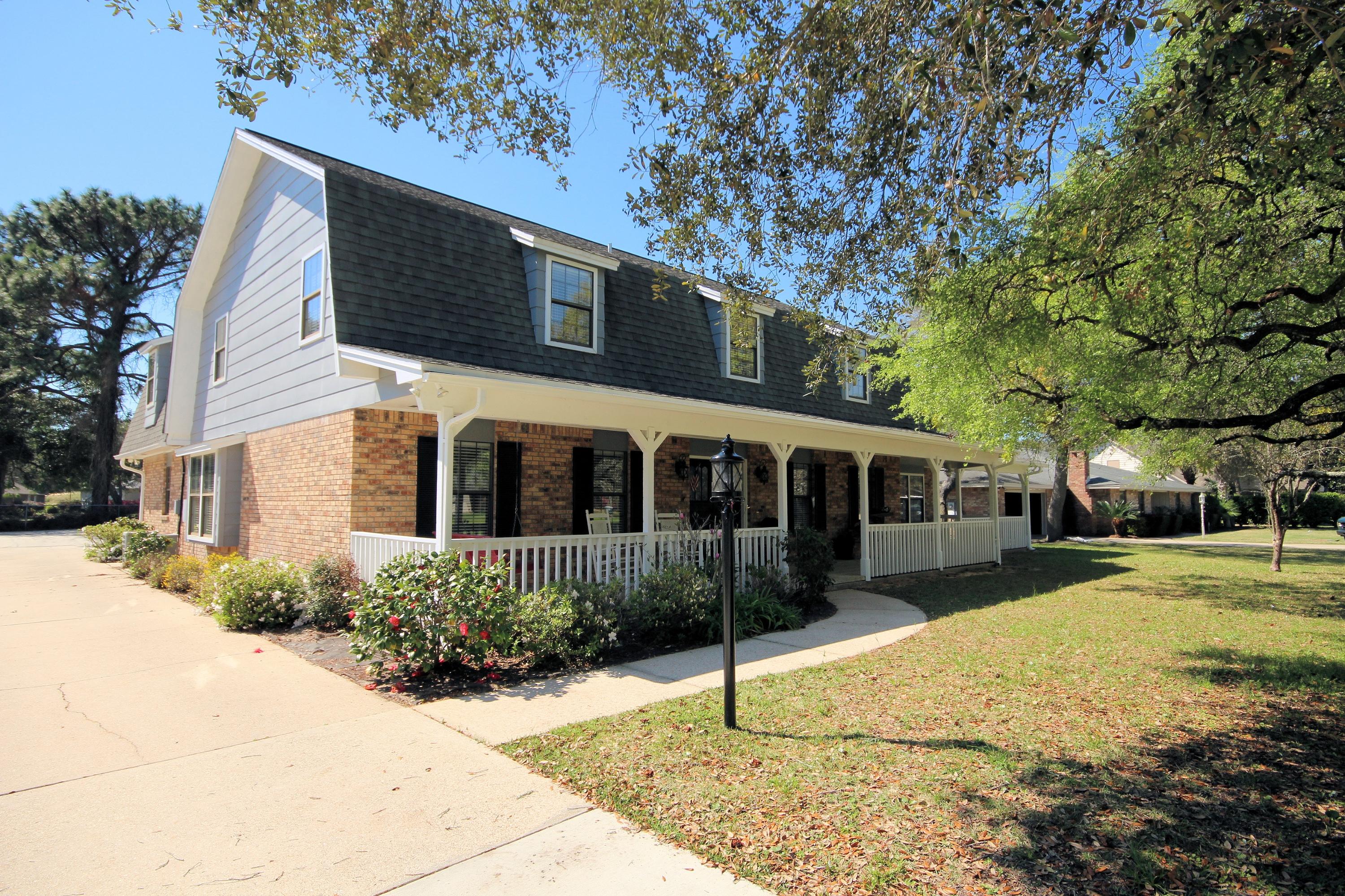 LAKE LORRAINE ESTATES 3 - Residential